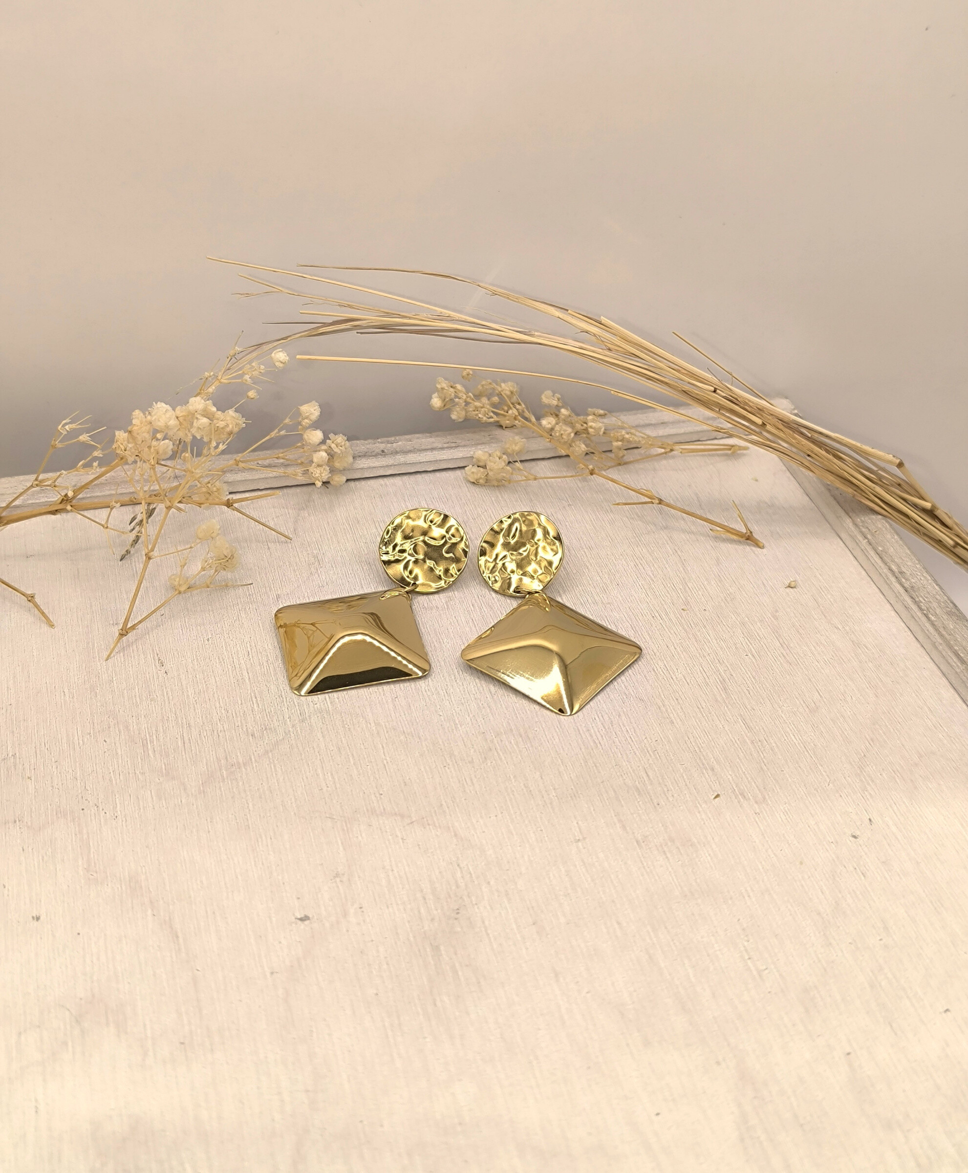 Wholesaler Lolo & Yaya - Coralililili earring in stainless steel