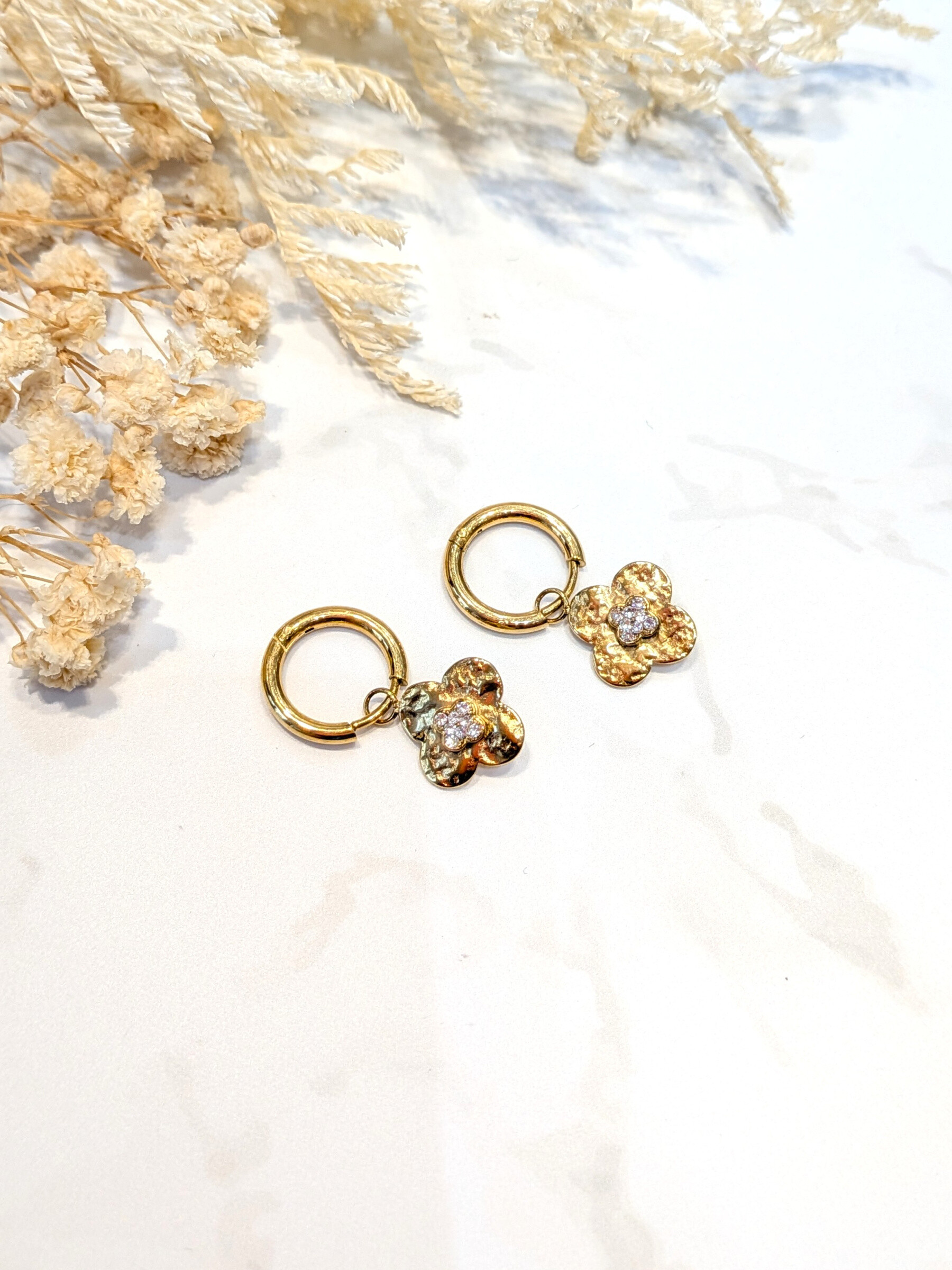 Grossiste Lolo & Yaya - Boucles d'oreilles Sukunae en acier inoxydable