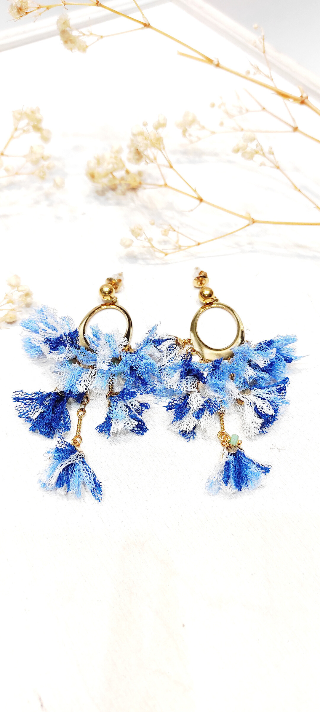 Mayorista Lolo & Yaya - Pendientes de pompones de Eliza en acero inoxidable