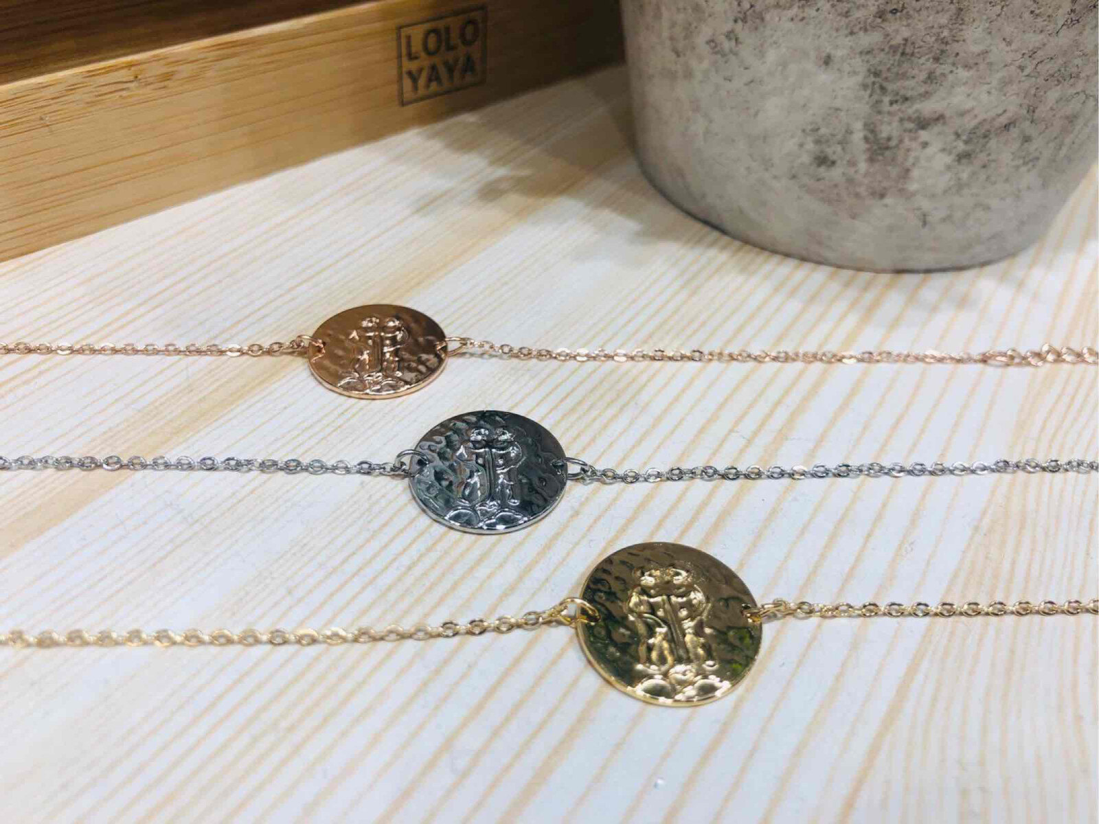 Grossiste LOLO & YAYA - Bracelet Astro " Gémeaux ♊ " en Acier inoxydable