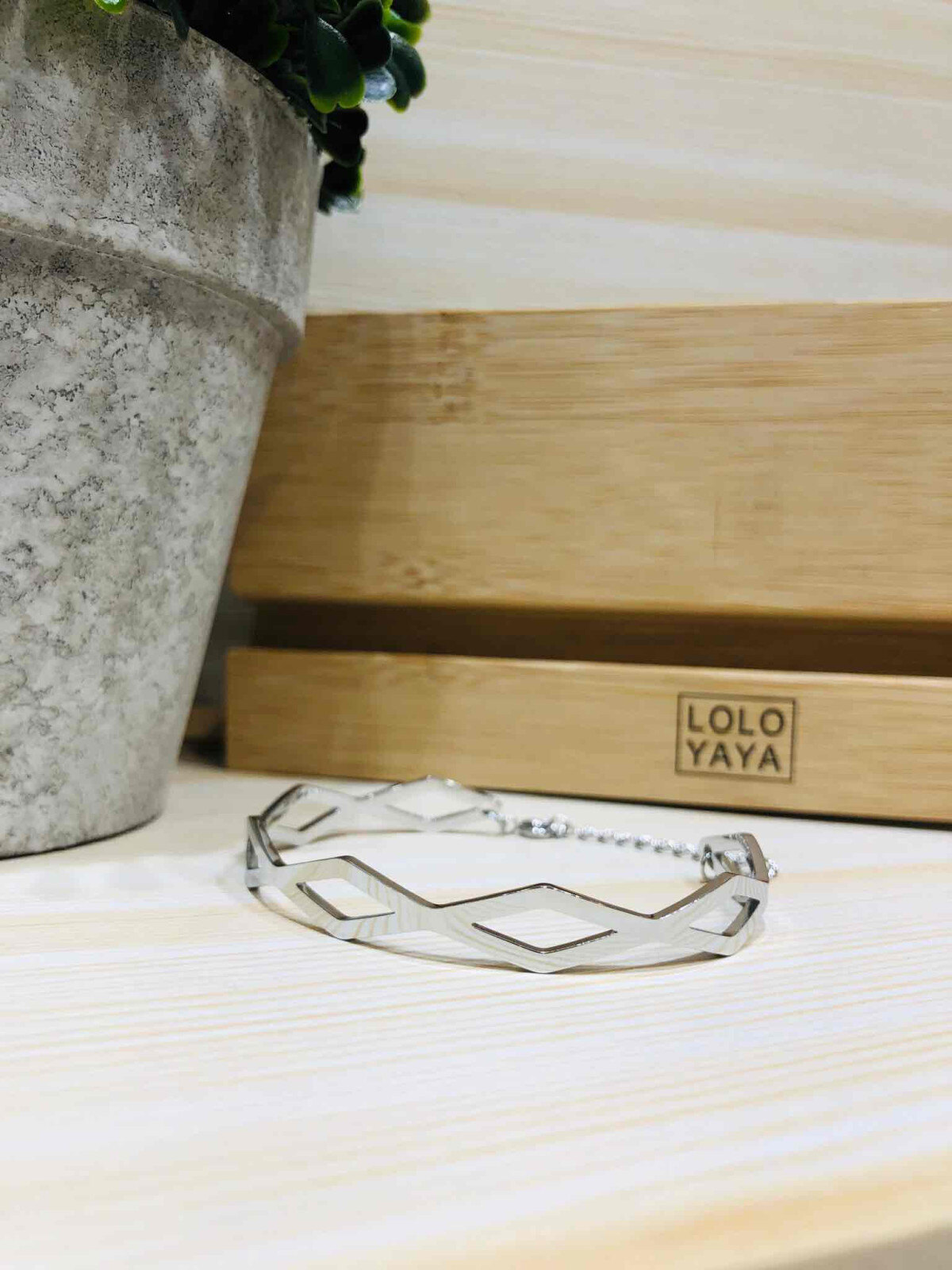 Grossiste LOLO & YAYA - Bracelet Jonc Dalla en Acier inoxydable