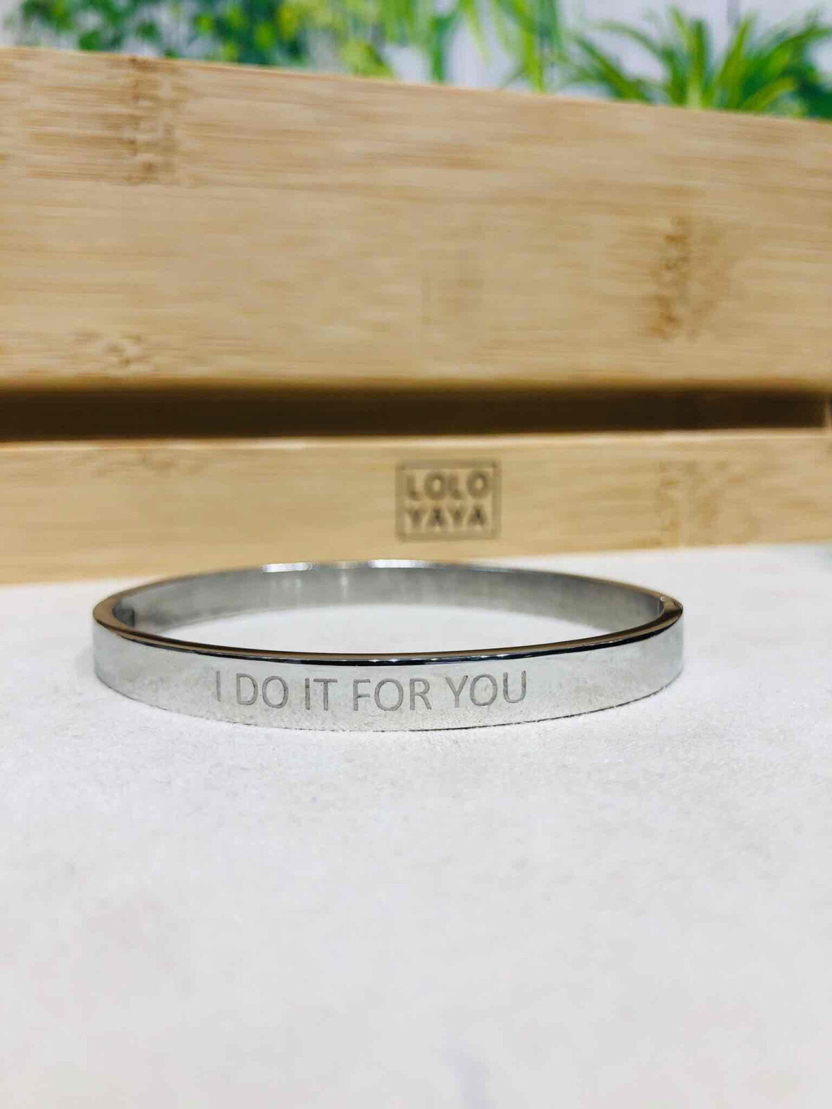 Grossiste LOLO & YAYA - Bracelet large  Jonc Acier  avec message  "I do it for you"