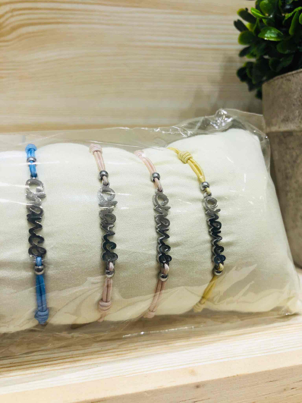 Wholesaler LOLO & YAYA - Cushion Bracelet message "Chance"