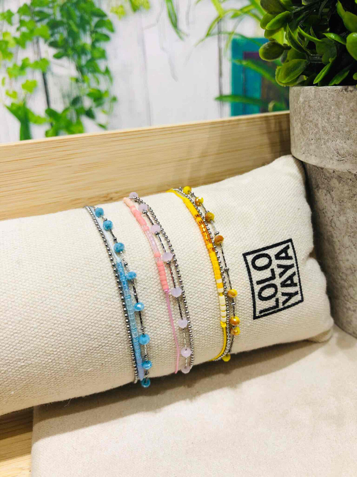 Wholesaler LOLO & YAYA - Bracelet Coralie T in Stainless Steel
