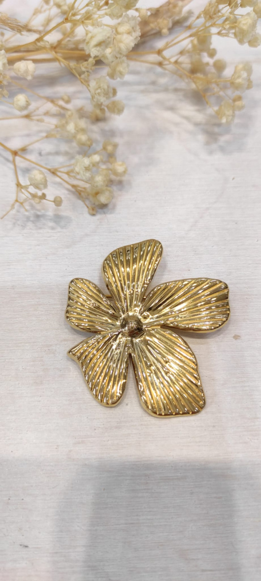 Grossiste Lolo & Yaya - Broche fleur Lesia en acier inoxydable