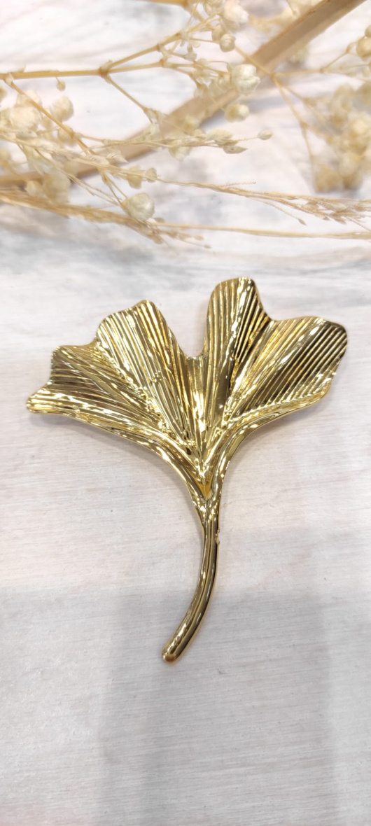 Grossiste Lolo & Yaya - Broche feuille de ginkgo Myrina en acier inoxydable