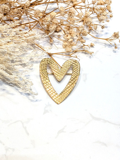 Grossiste LOLO & YAYA - 46612 Broche cœur en acier inoxydable Grossiste LOLO & YAYA - 46612 Broche cœur en acier inoxydable