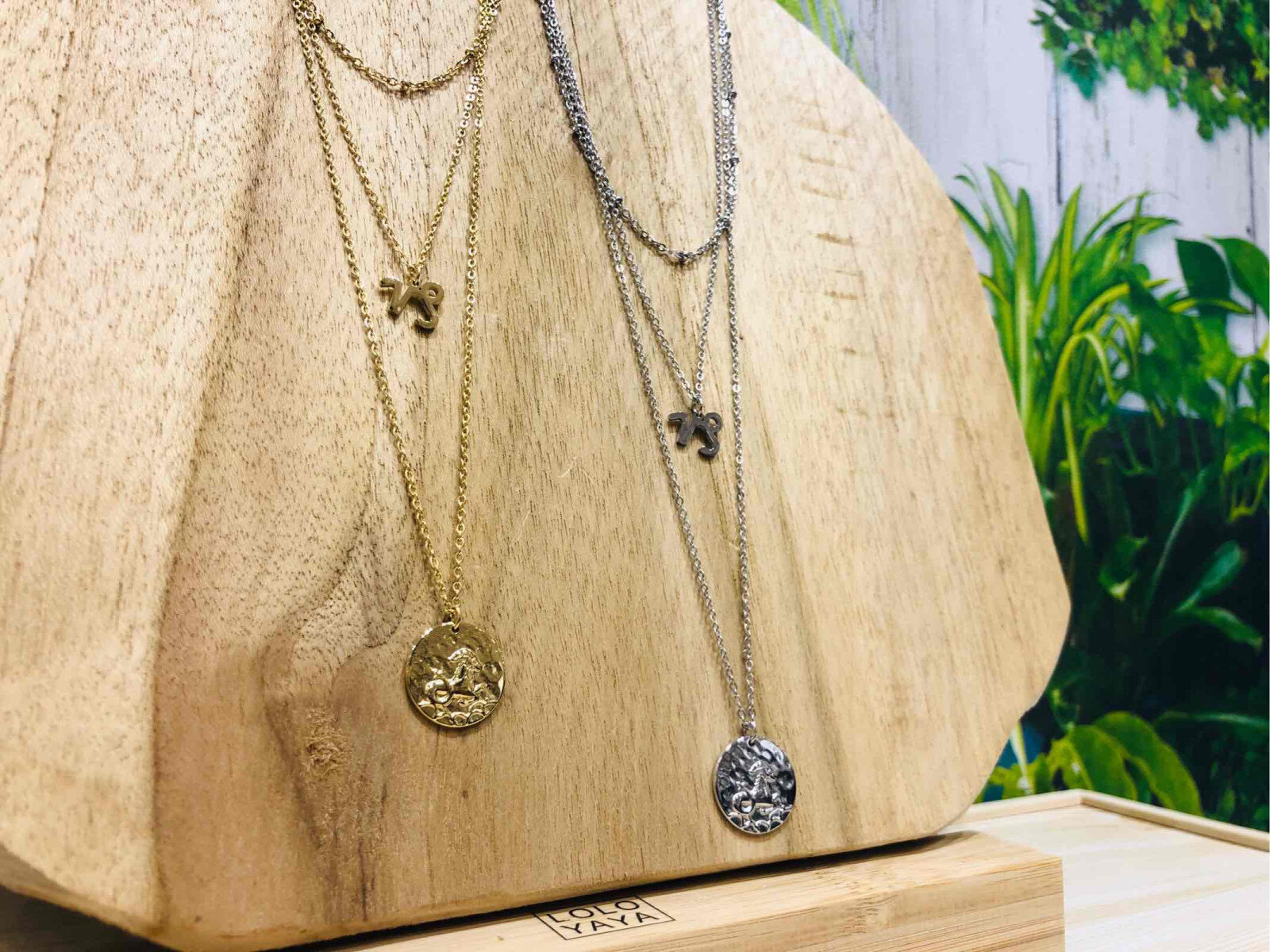 Grossiste LOLO & YAYA - Collier Astro Multi-rang " Capricorne ♑ " en Acier inoxydable