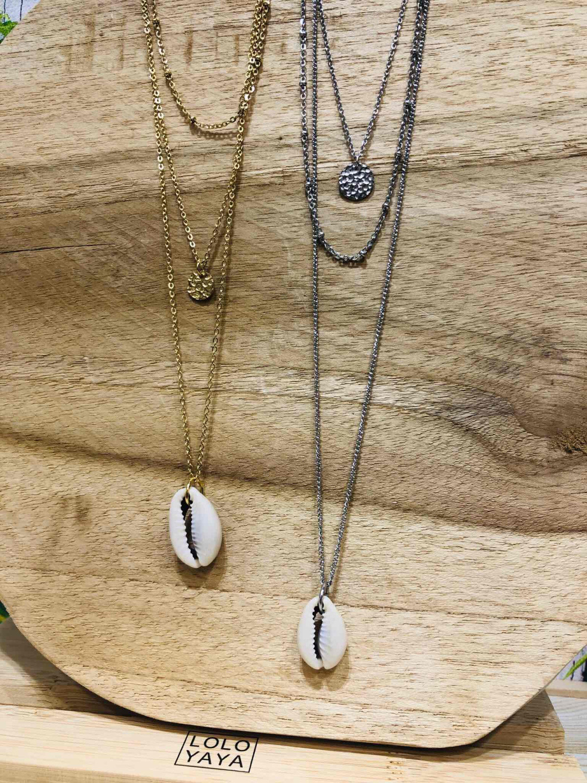Grossiste LOLO & YAYA - Collier Multi-Rang Coquillage-Martelé en Acier inoxydable