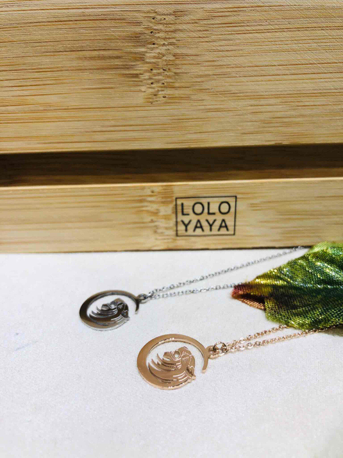 Wholesaler LOLO & YAYA - Necklace Lion in Stainless Steel