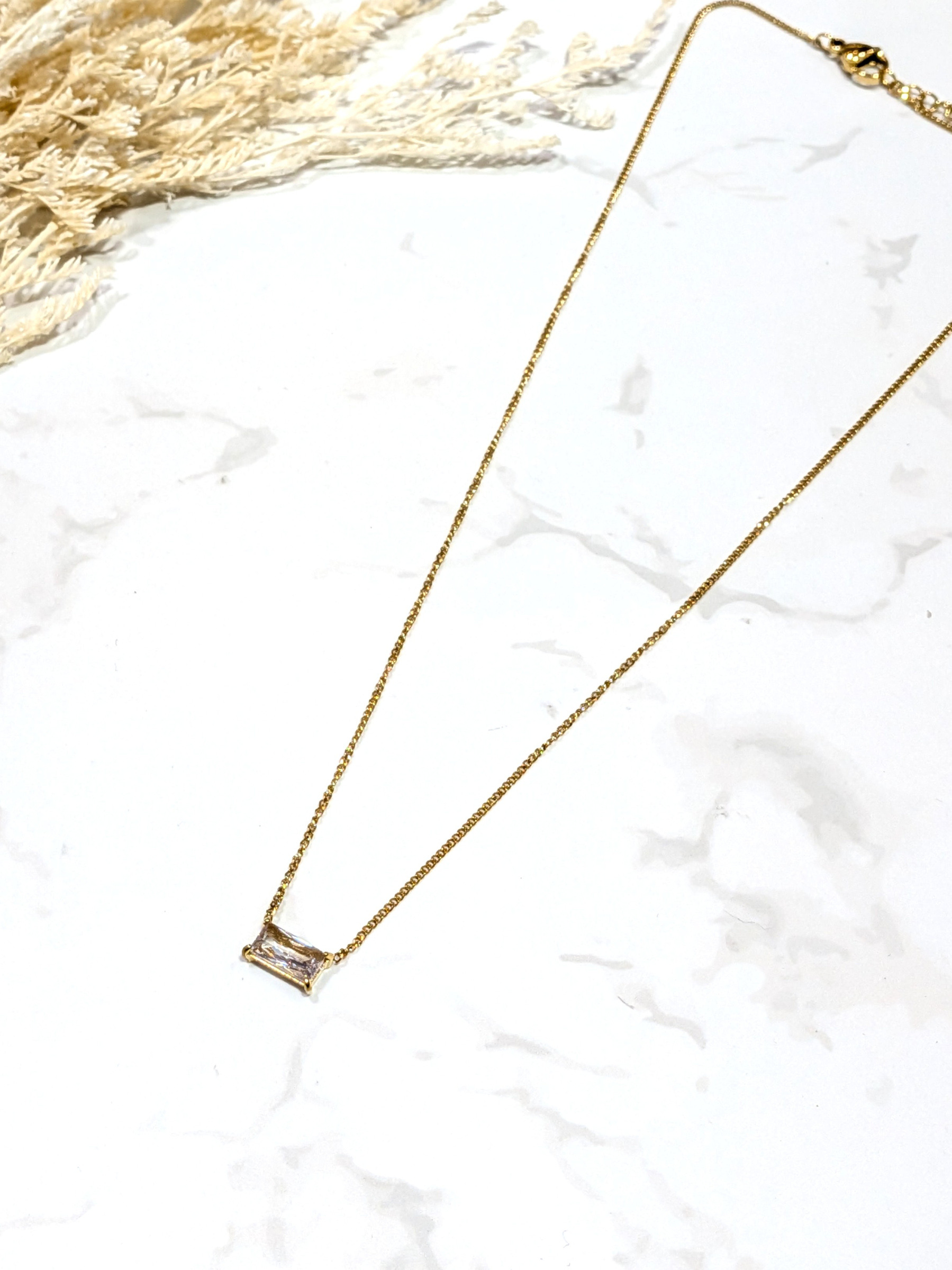 Wholesaler LOLO & YAYA - Anic rectangular stainless steel necklace