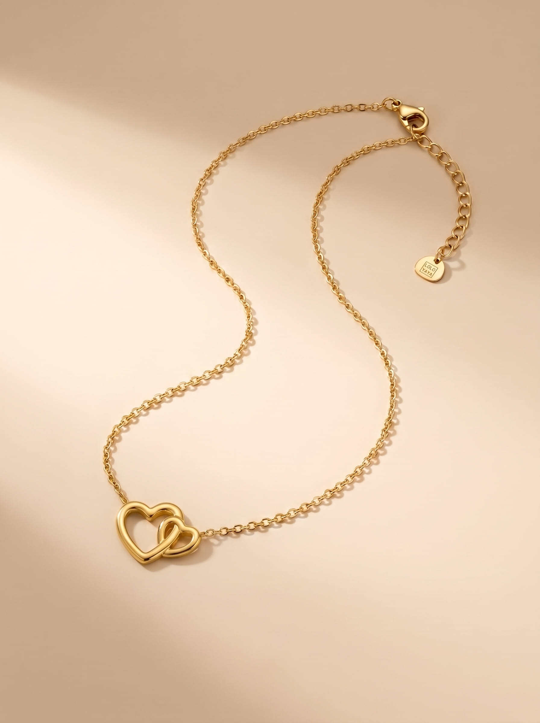 Wholesaler LOLO & YAYA - Timeless Oana heart necklace in stainless steel