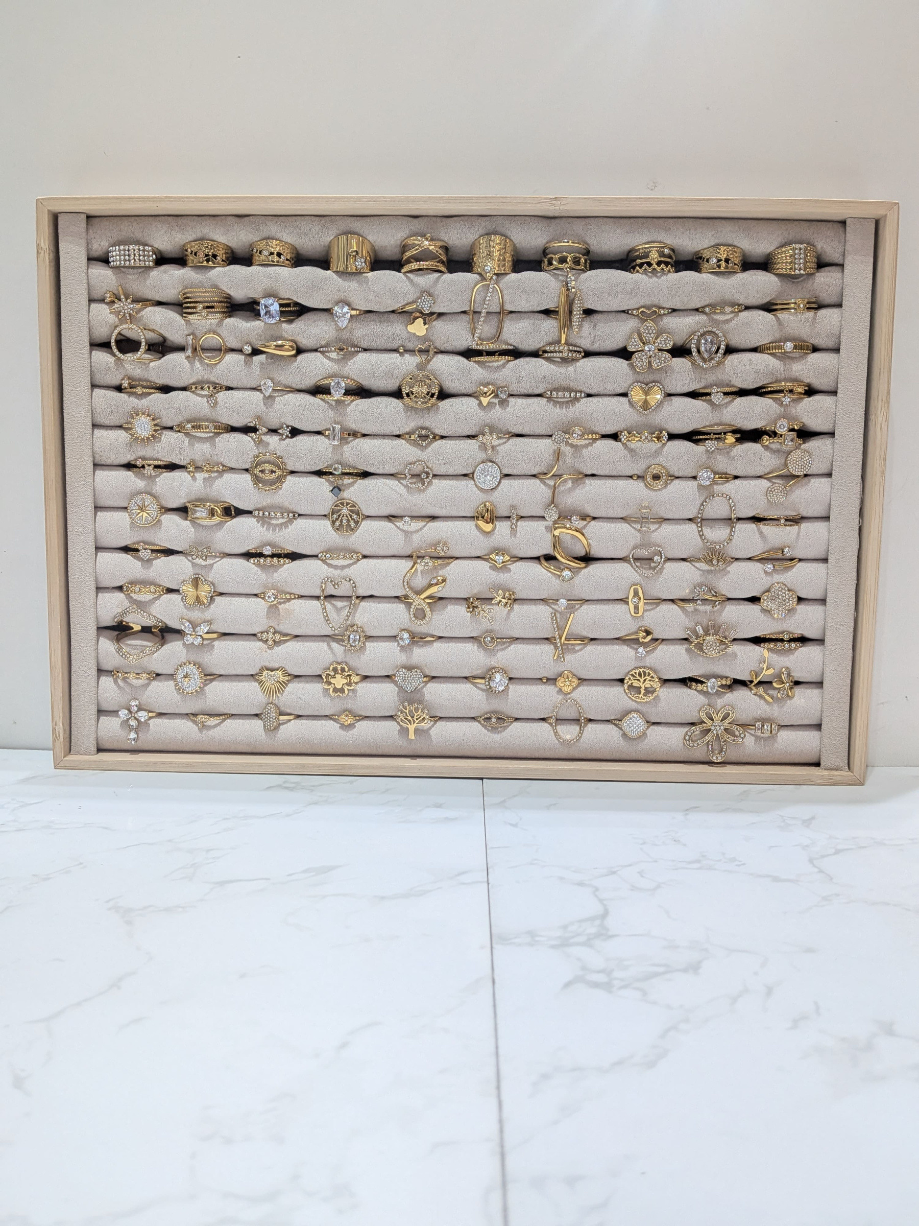 Grossista LOLO & YAYA - Set di 120 anelli corona con strass
