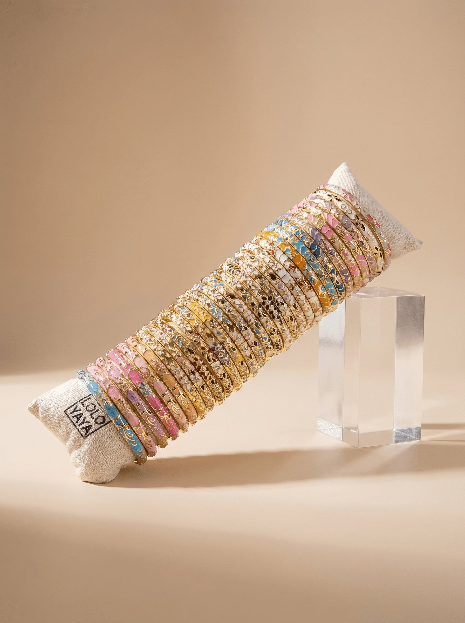 Grossiste LOLO & YAYA - Lot de 30 bracelets symphonie pastel