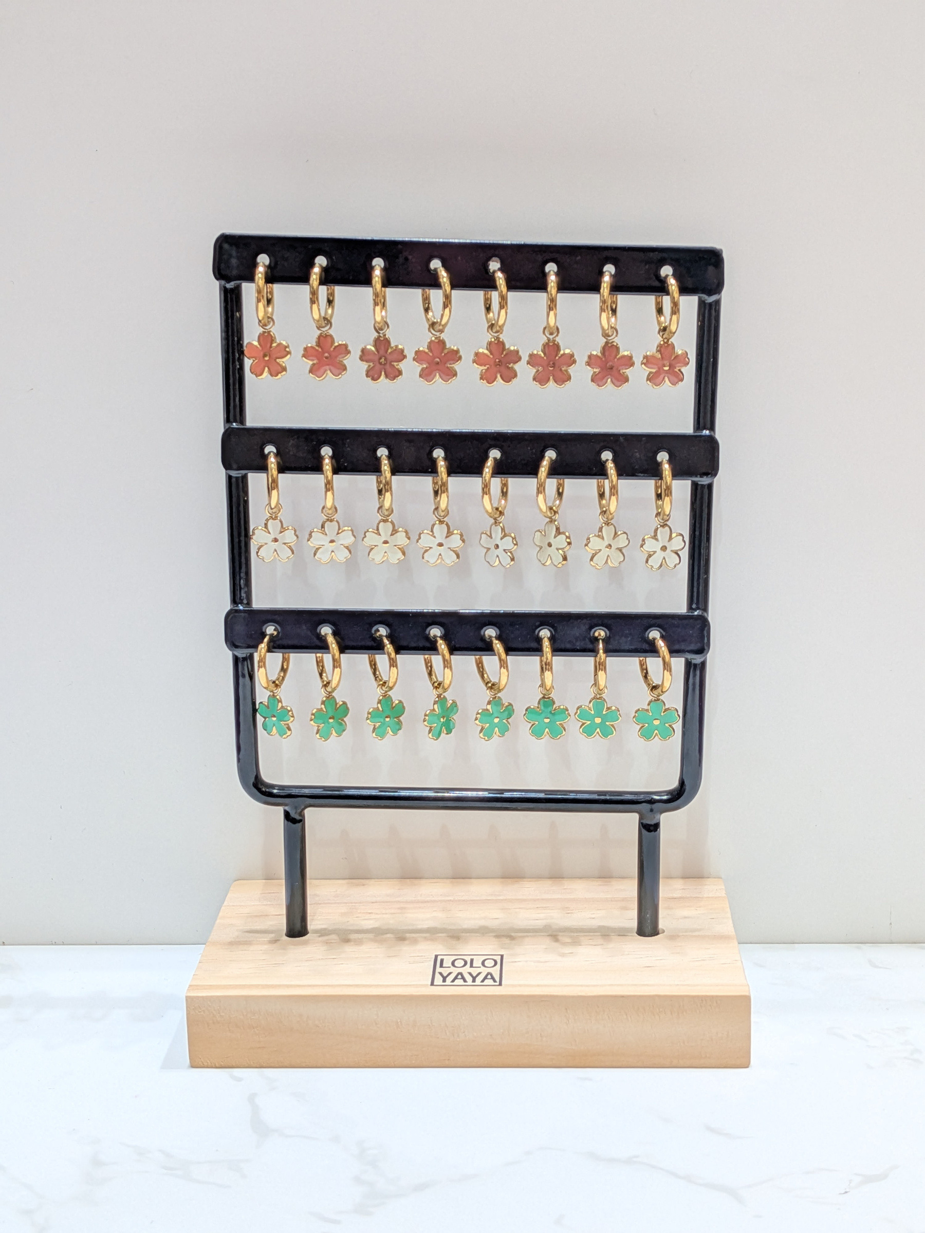 Wholesaler LOLO & YAYA - Set of 12 heart earrings