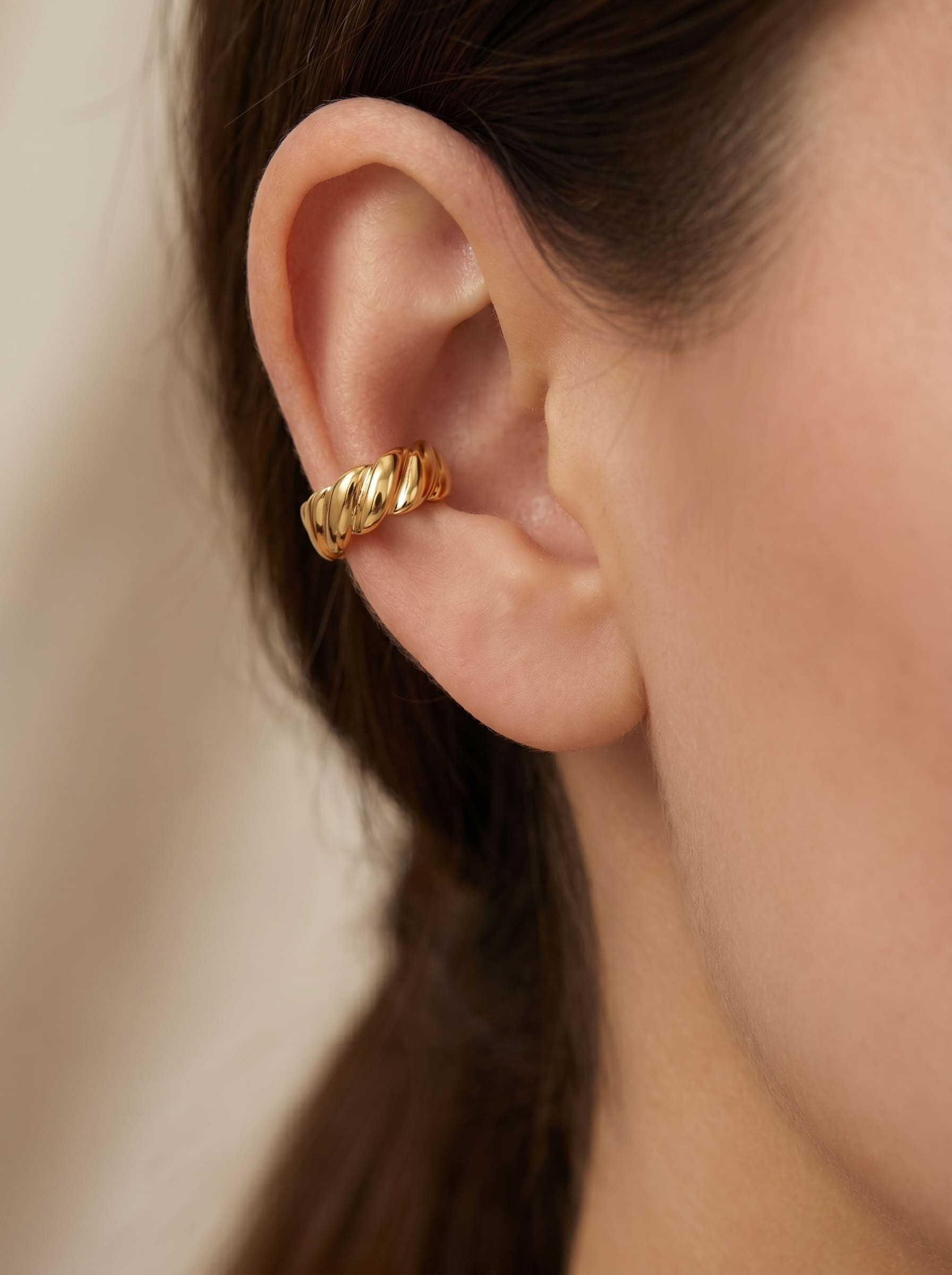 Grossiste LOLO & YAYA - Ear Cuff Éclat Torsadé