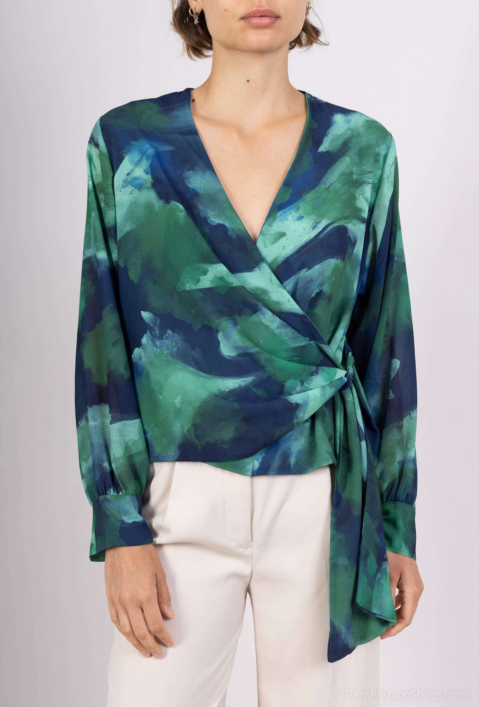 Mayorista Loriane - Blusa cruzada estampada con lazo