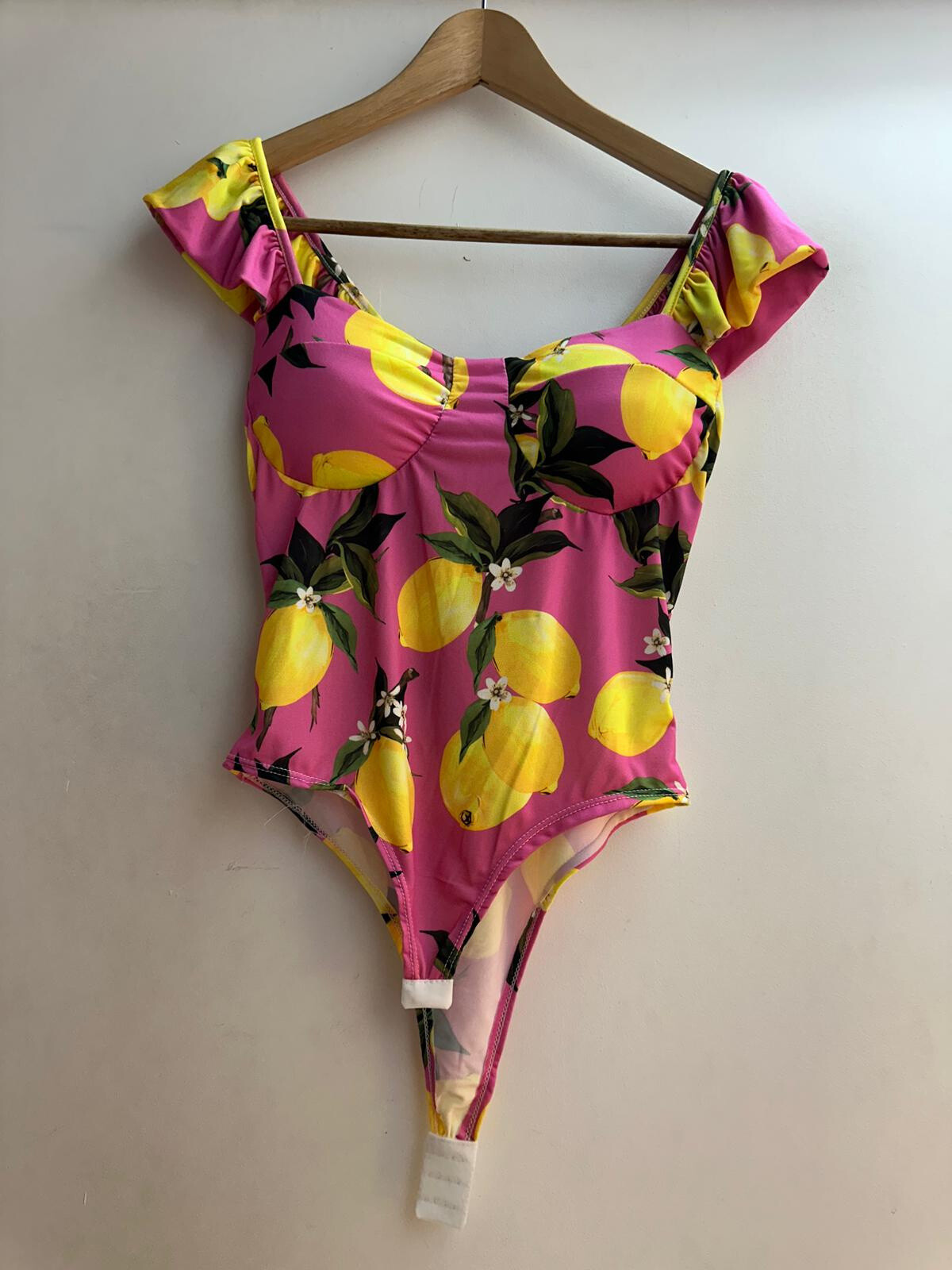 Grossista Loriane - Body stampato a spalline