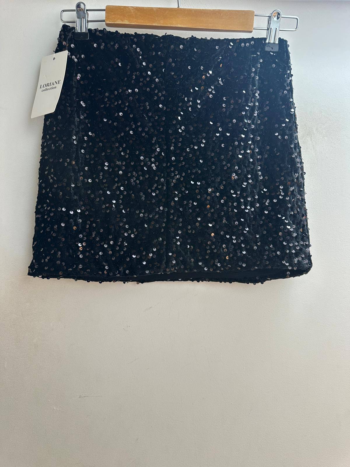 Wholesaler Loriane - Solid color sequin mini skirt