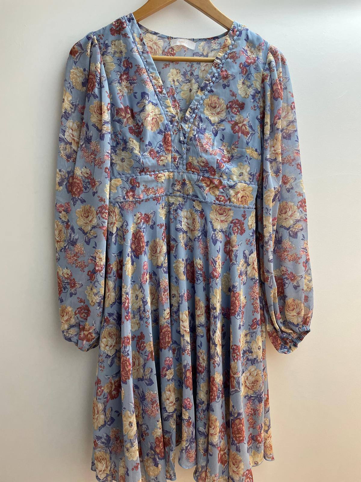 Mayorista Loriane - Vestido corto de estampado floral