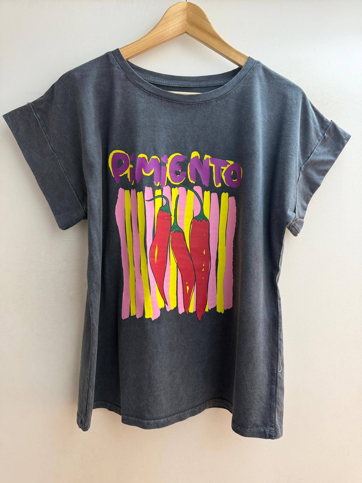 Mayorista Loriane - Camiseta con estampado desteñido