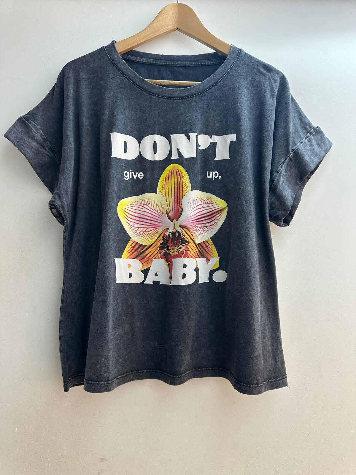 Grossiste Loriane - T-shirt délavé imprimé
