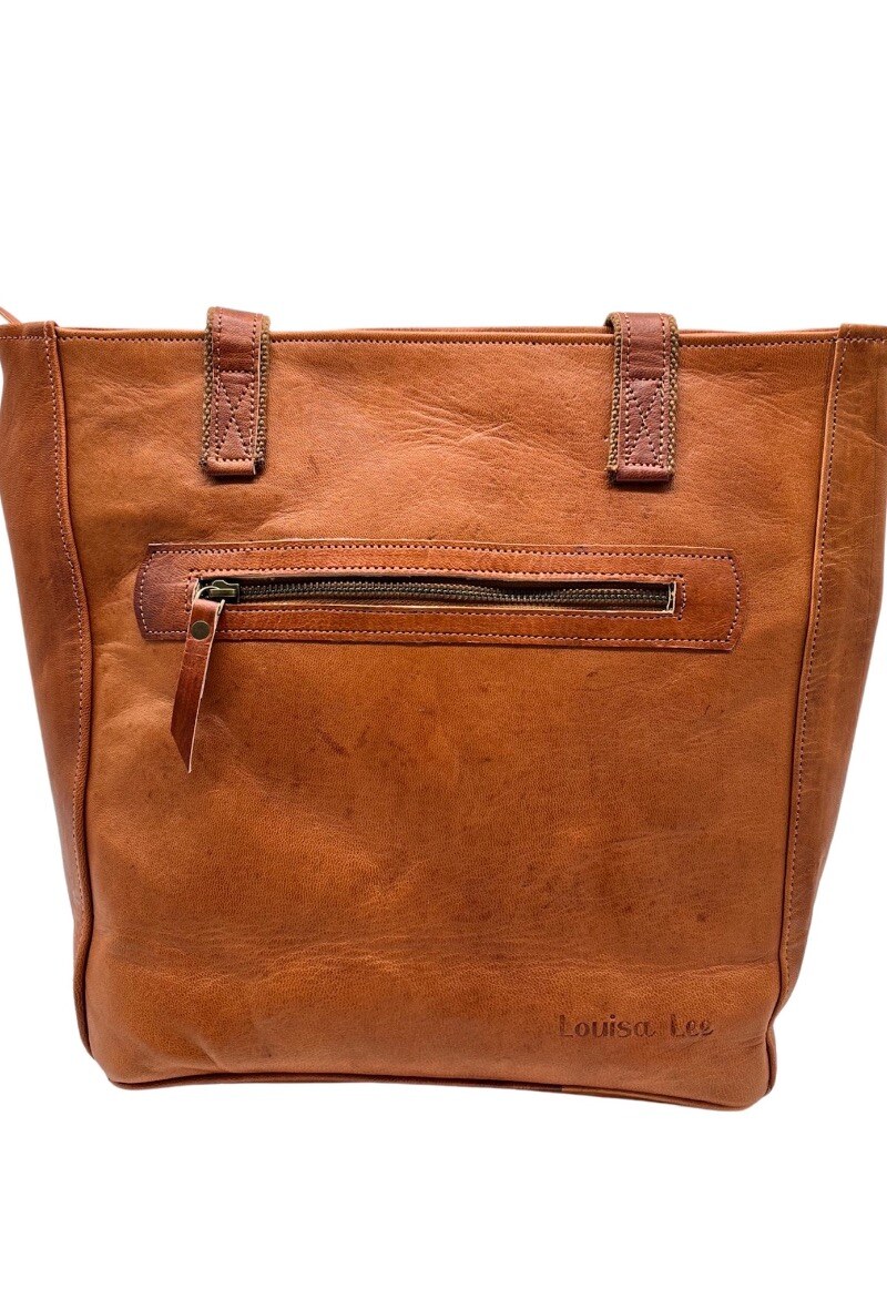 Wholesaler LOUISA LEE - indira