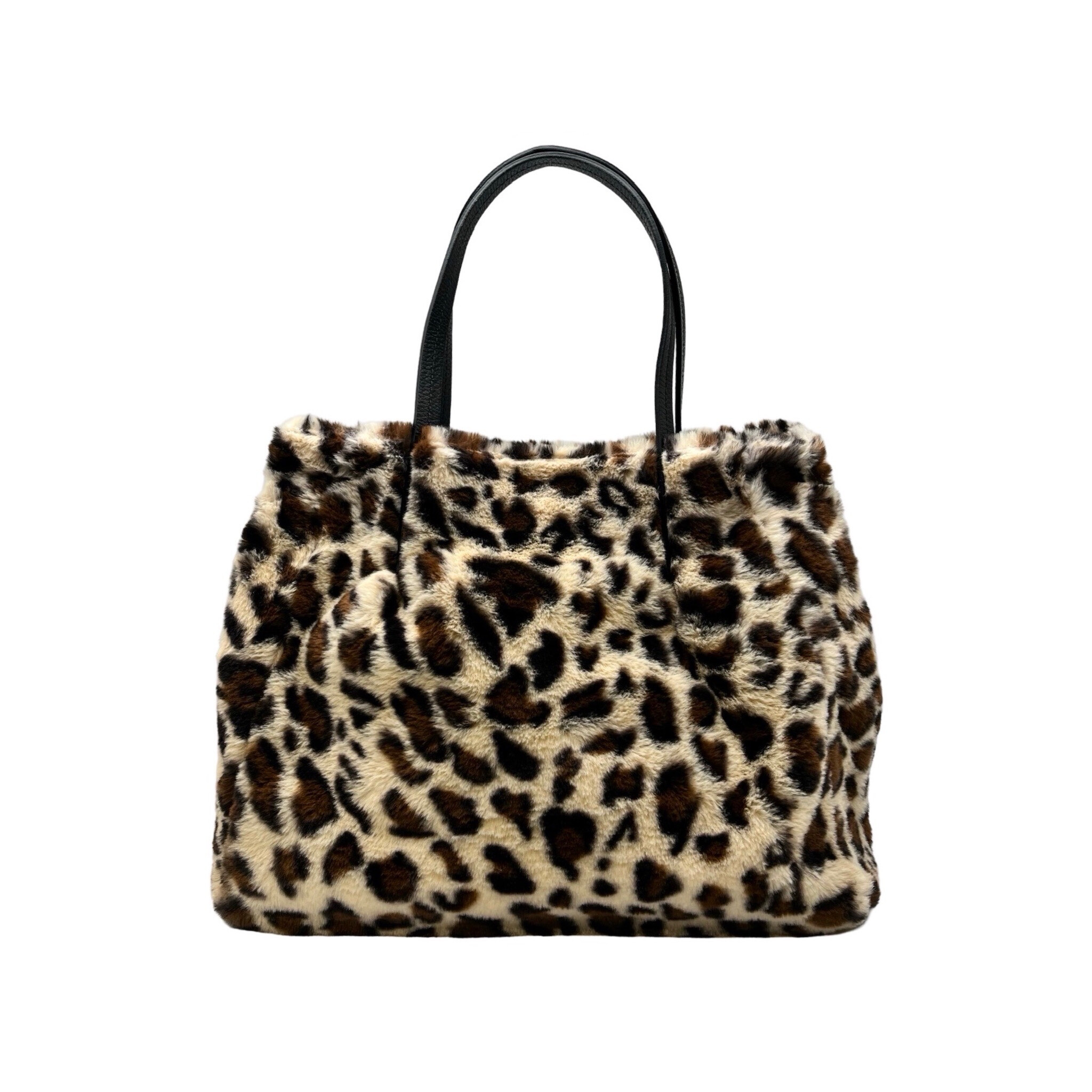 Wholesaler LOUISA LEE - Chiara