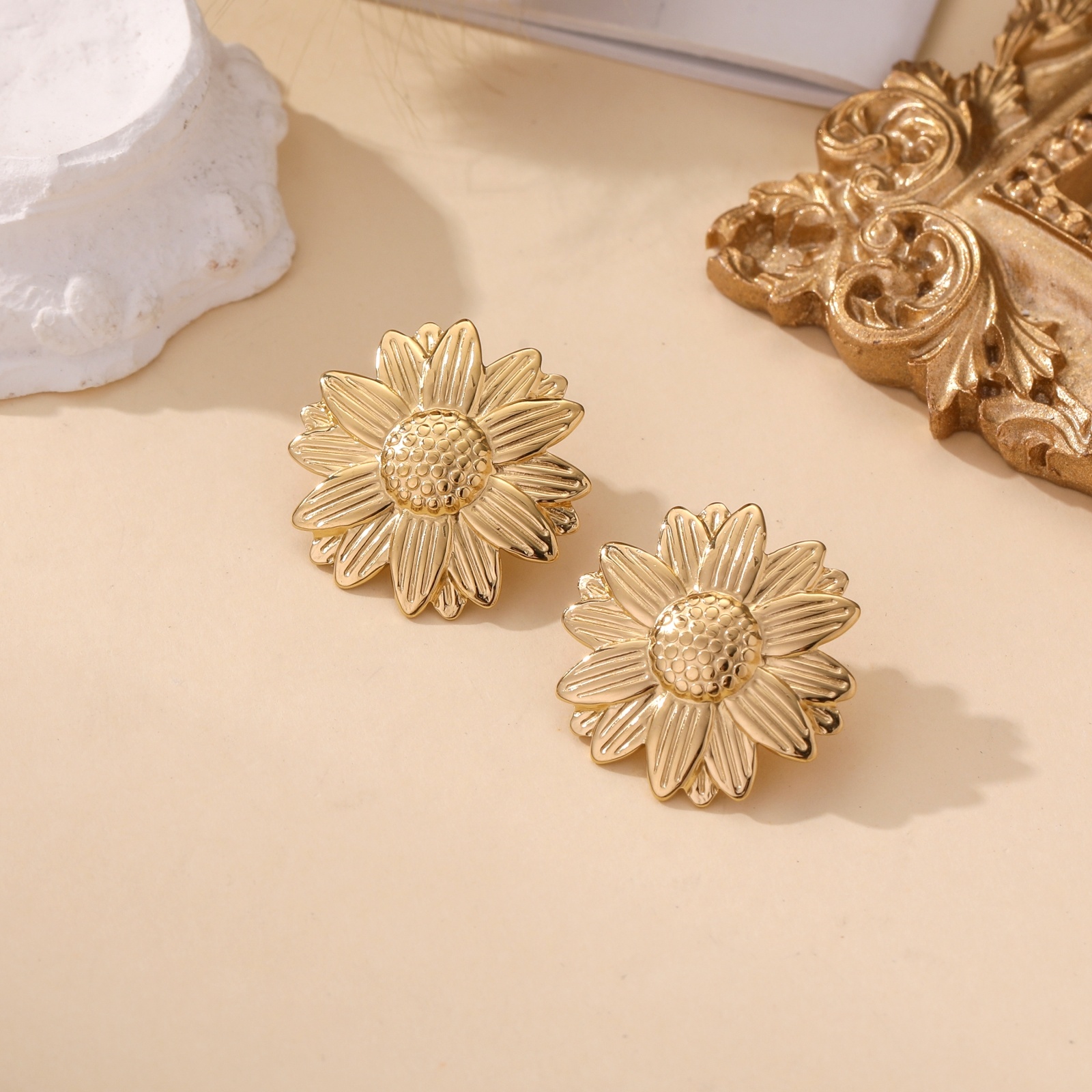 Wholesaler Lovelika - Boucles d'oreilles puces Alina