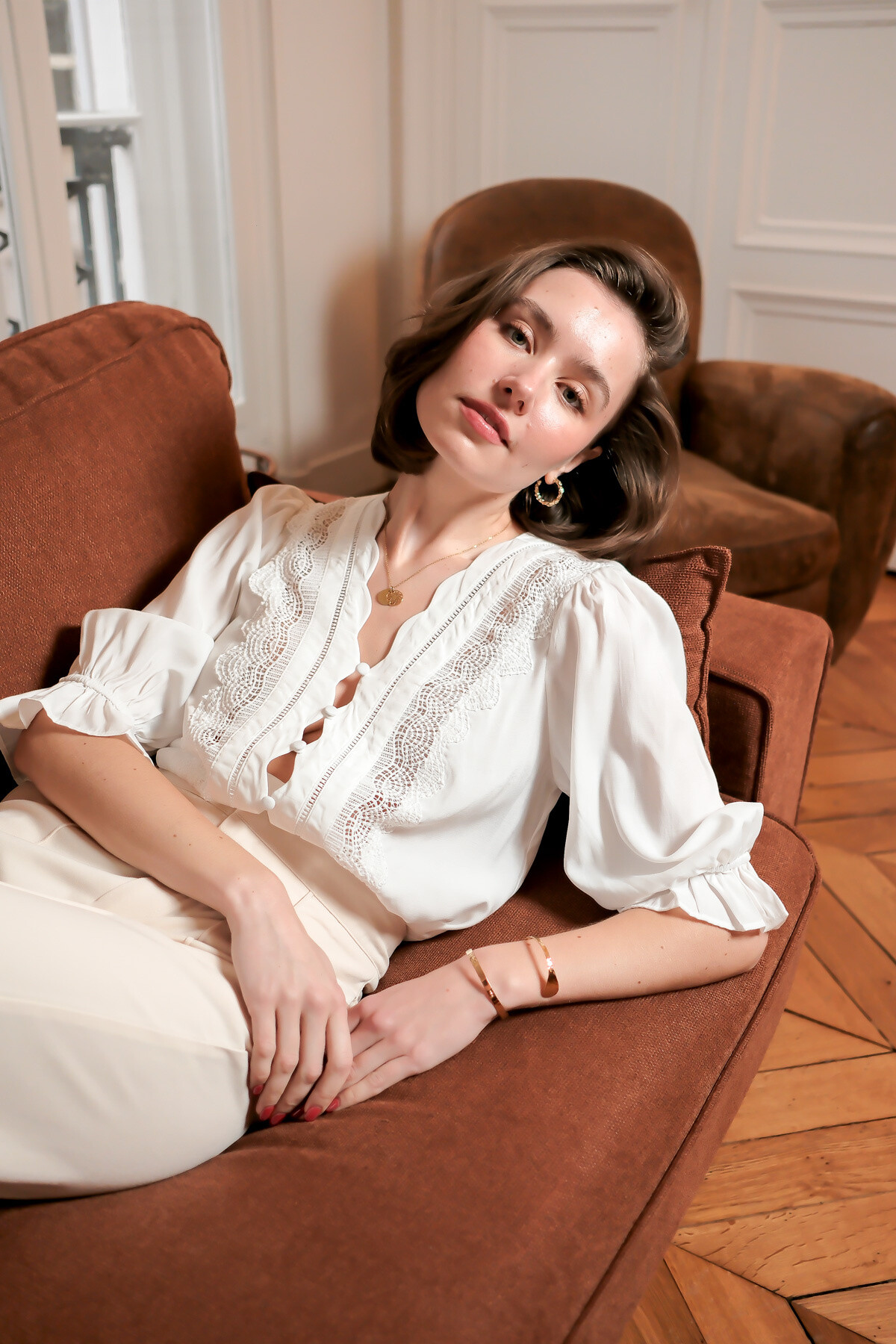 Grossiste LOVIE & Co - LOVIE - Blouse à dentelles et manches trois quarts