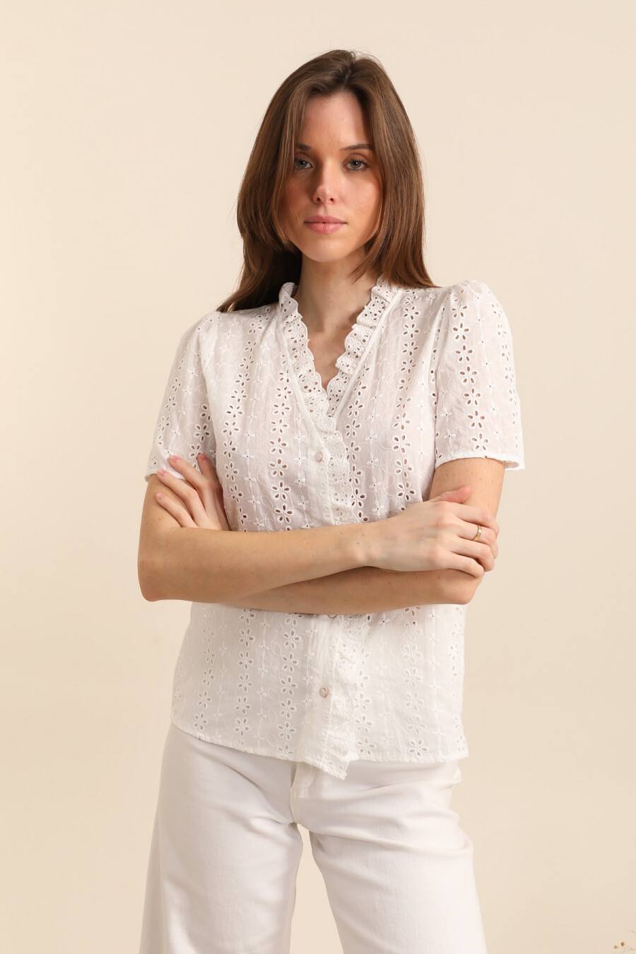 Wholesaler LOVIE & Co - LOVIE - Embroidered cotton short-sleeved blouse