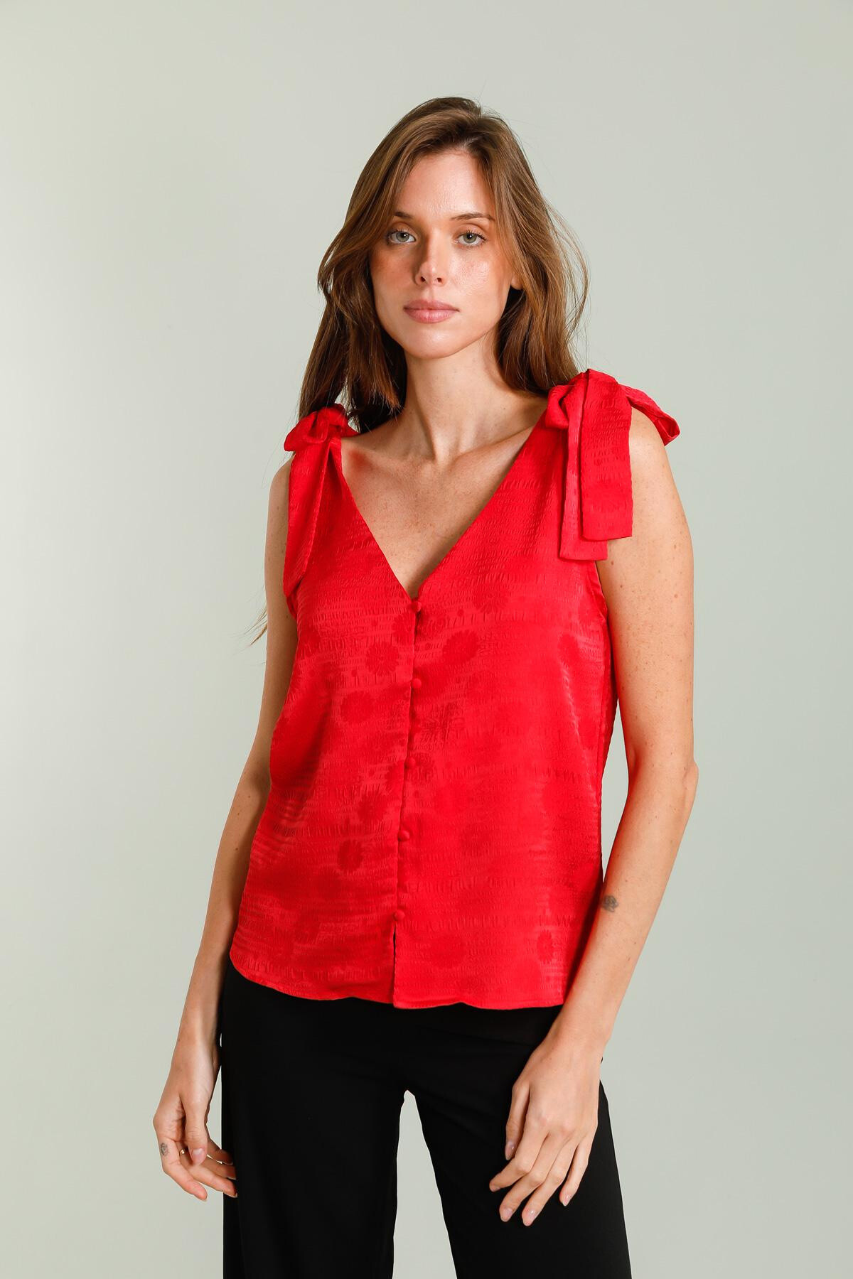 Wholesaler LOVIE & Co - LOVIE - Strappy top with bows