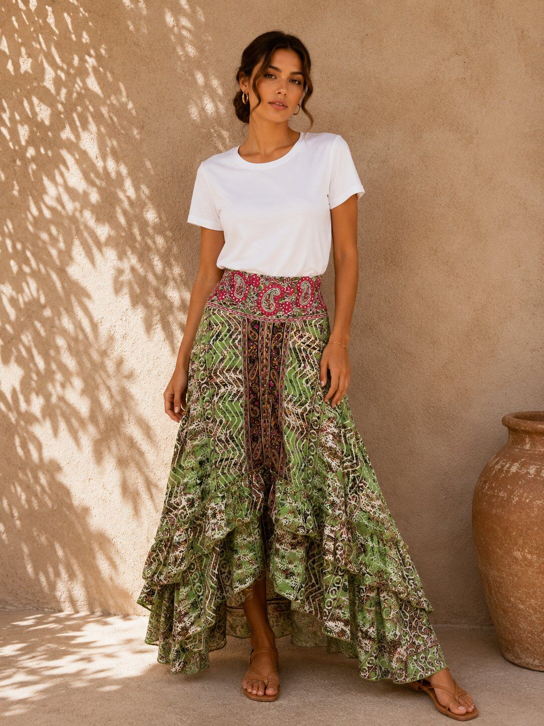Mayorista LOVIKA - Falda Larga Bohemia con Estampado Paisley y Volantes Asimétricos