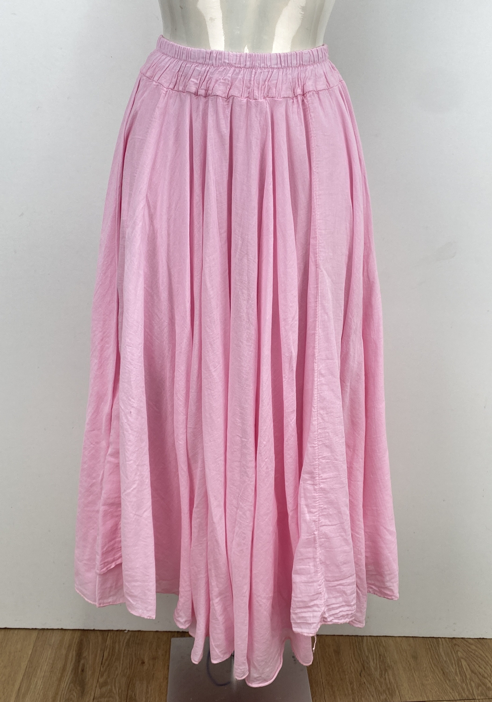 Mayorista LOVIKA - Falda Riviera Nude Breeze con Cintura Elástica Drapada