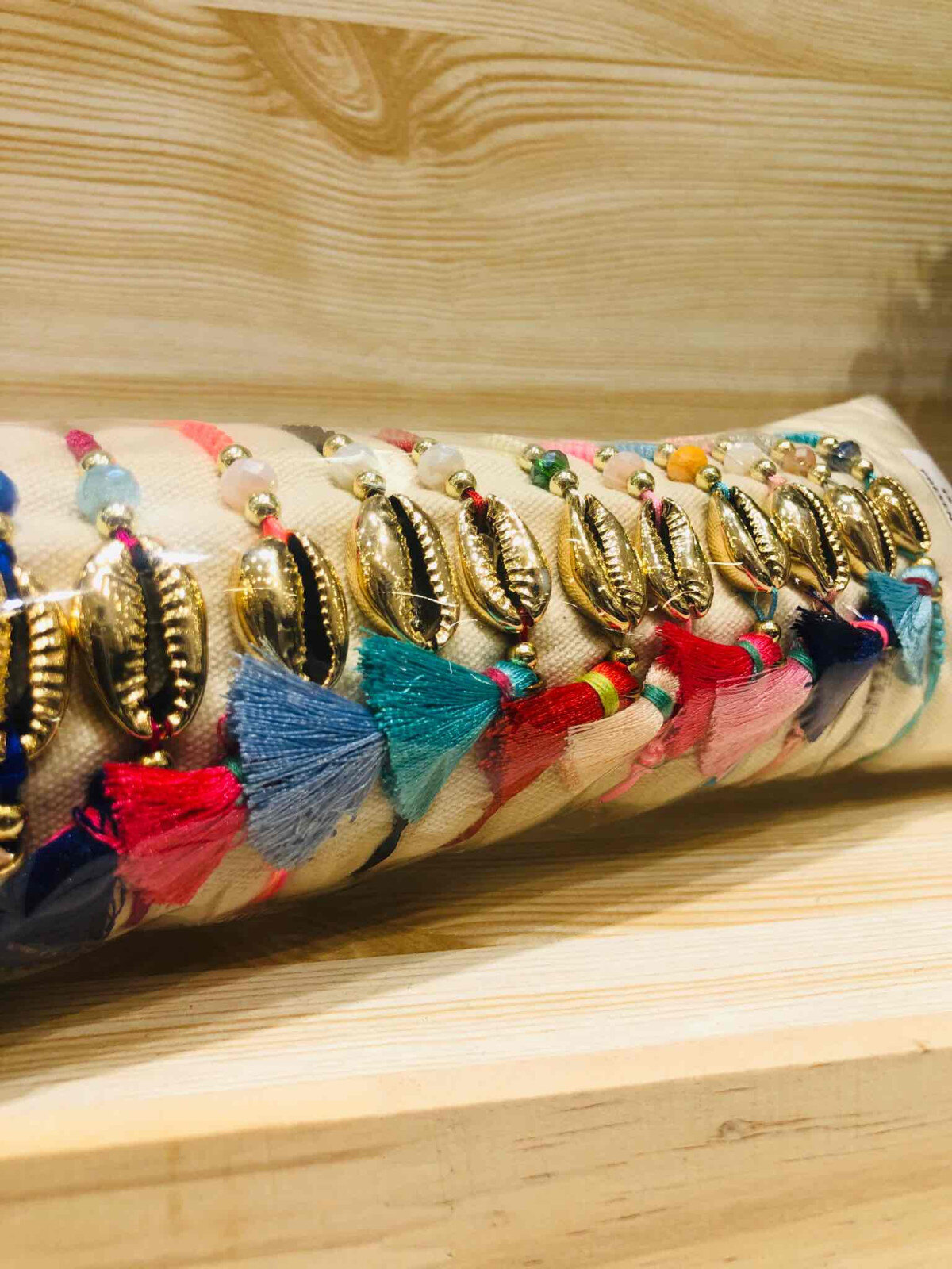 Grossiste Loya Bijoux - Bracelet réglable sur Coussin