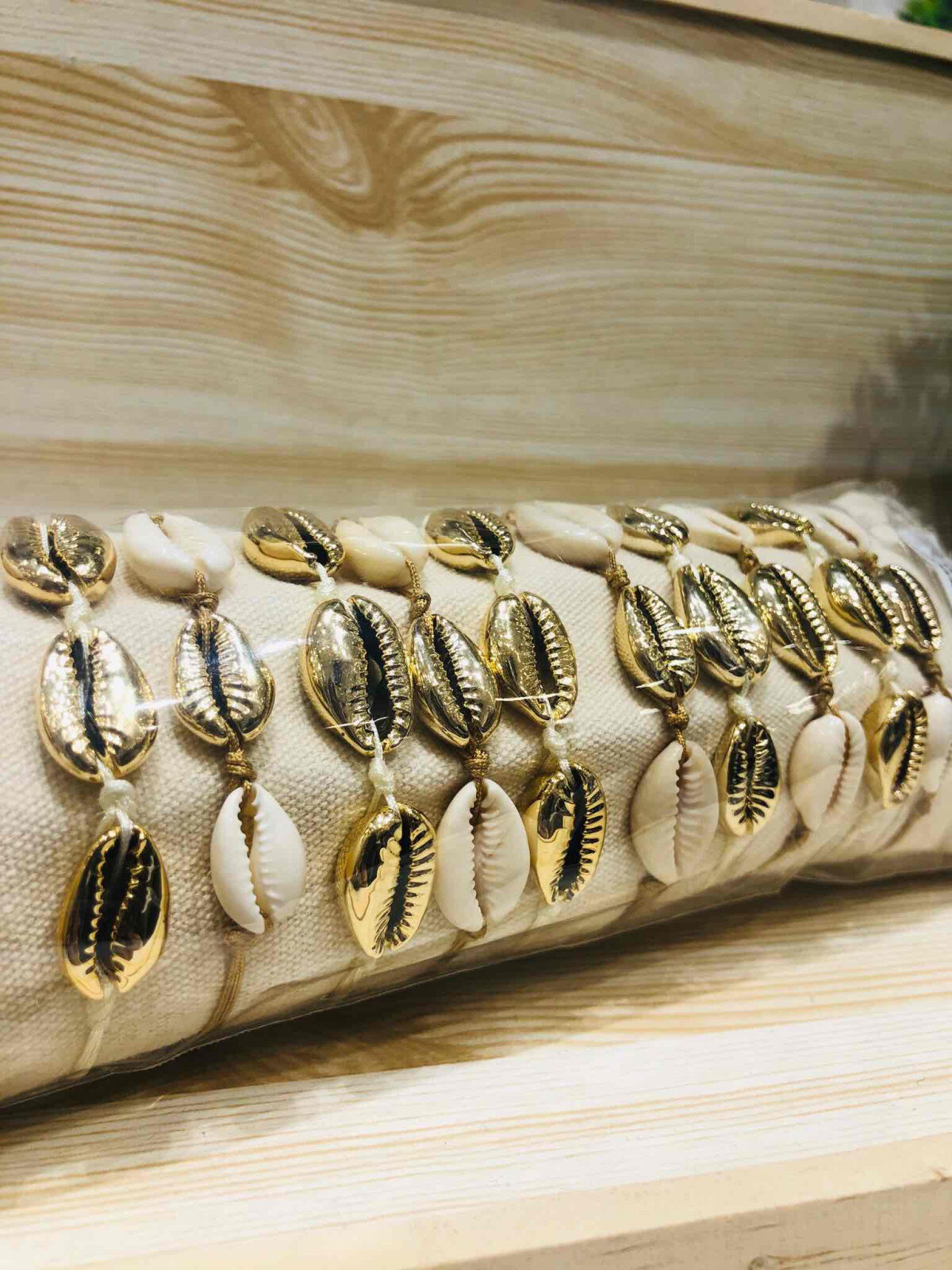 Grossiste Loya Bijoux - Bracelet réglable sur Coussin