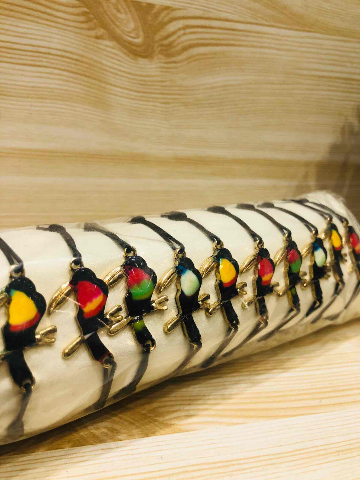 Grossiste Loya Bijoux - Bracelet réglable sur Coussin