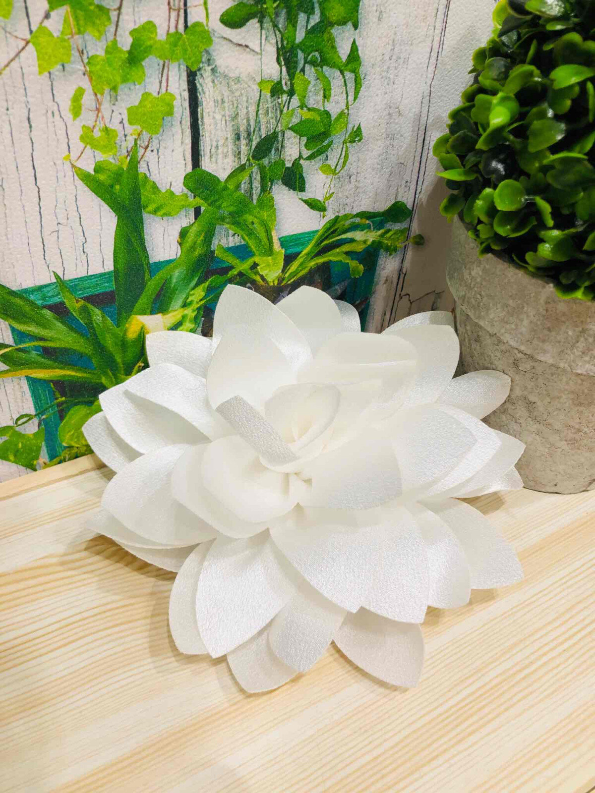 Wholesaler Loya Bijoux - Brooch Lotus Accessory