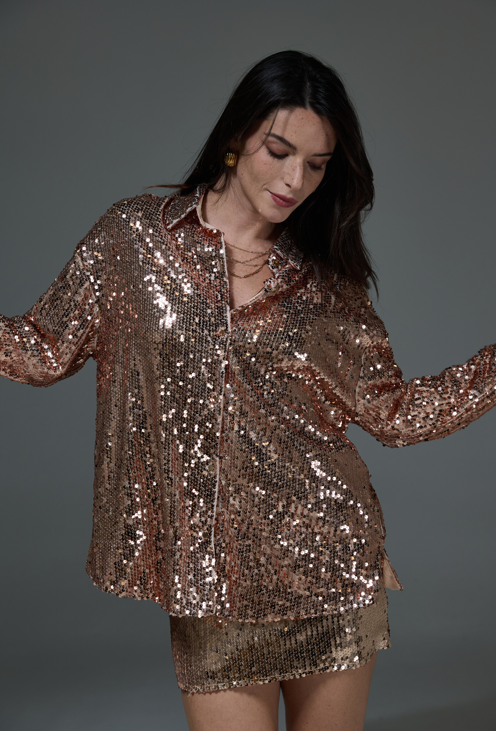 Grossista LUCCE - Camicia di paillettes