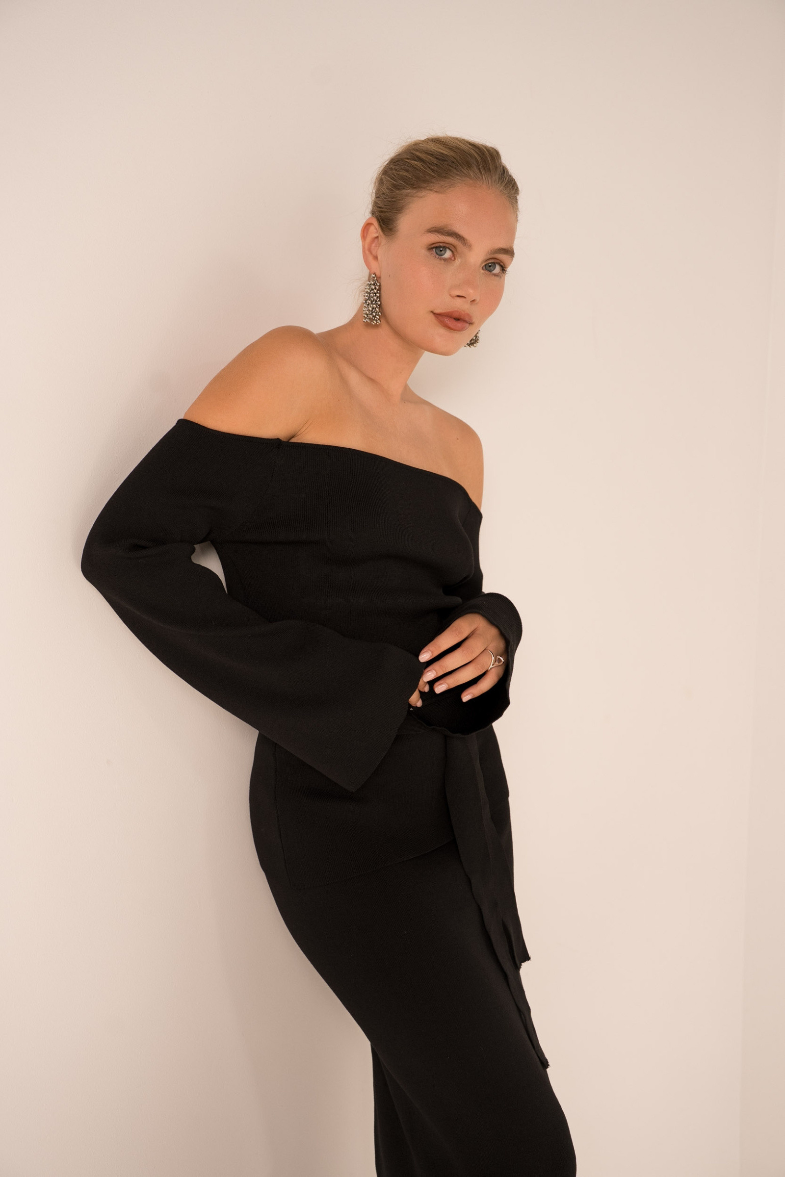 Grossiste LUCCE - Pull off shoulder en maille