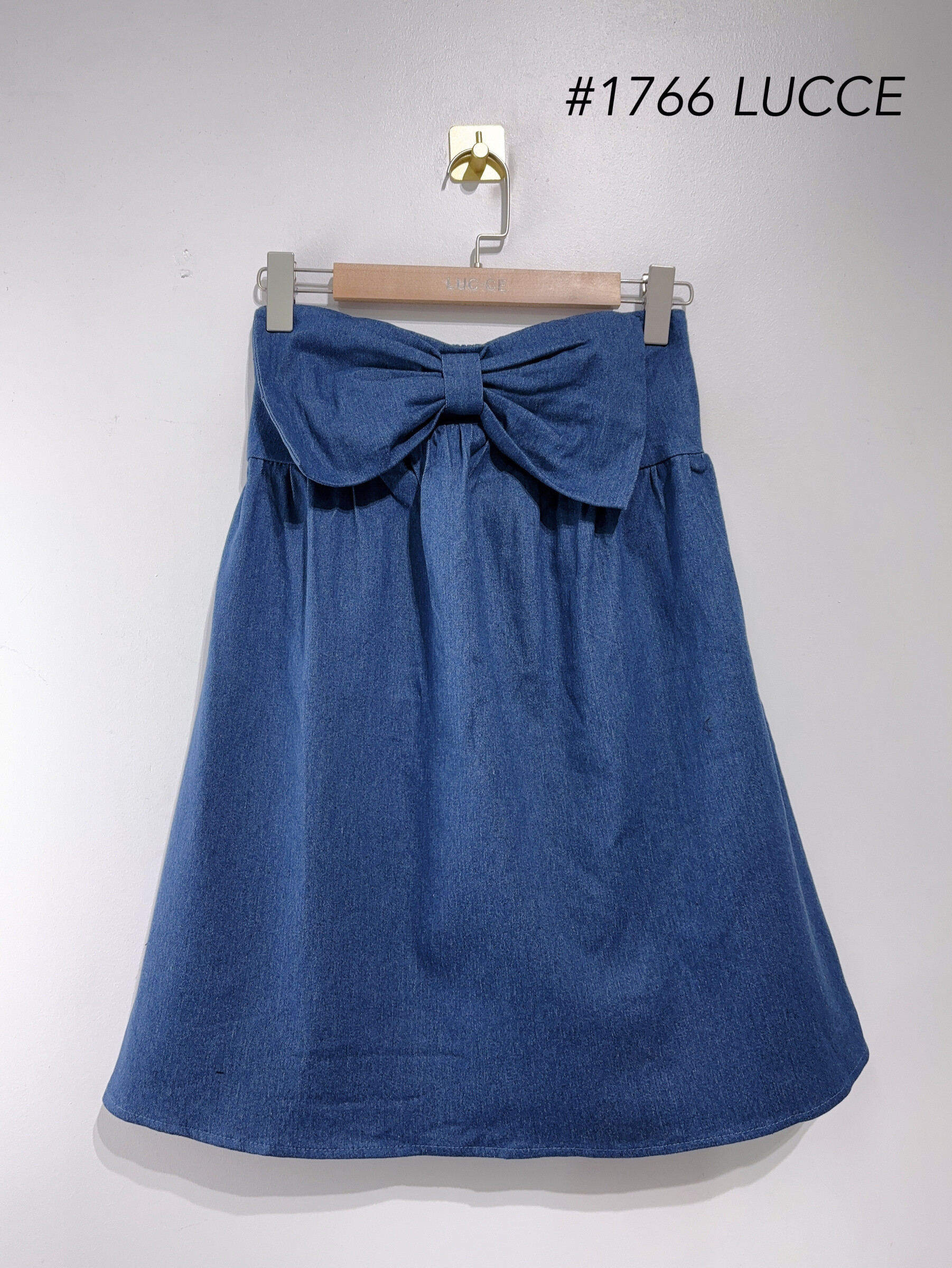 Grossista LUCCE - Abito in denim