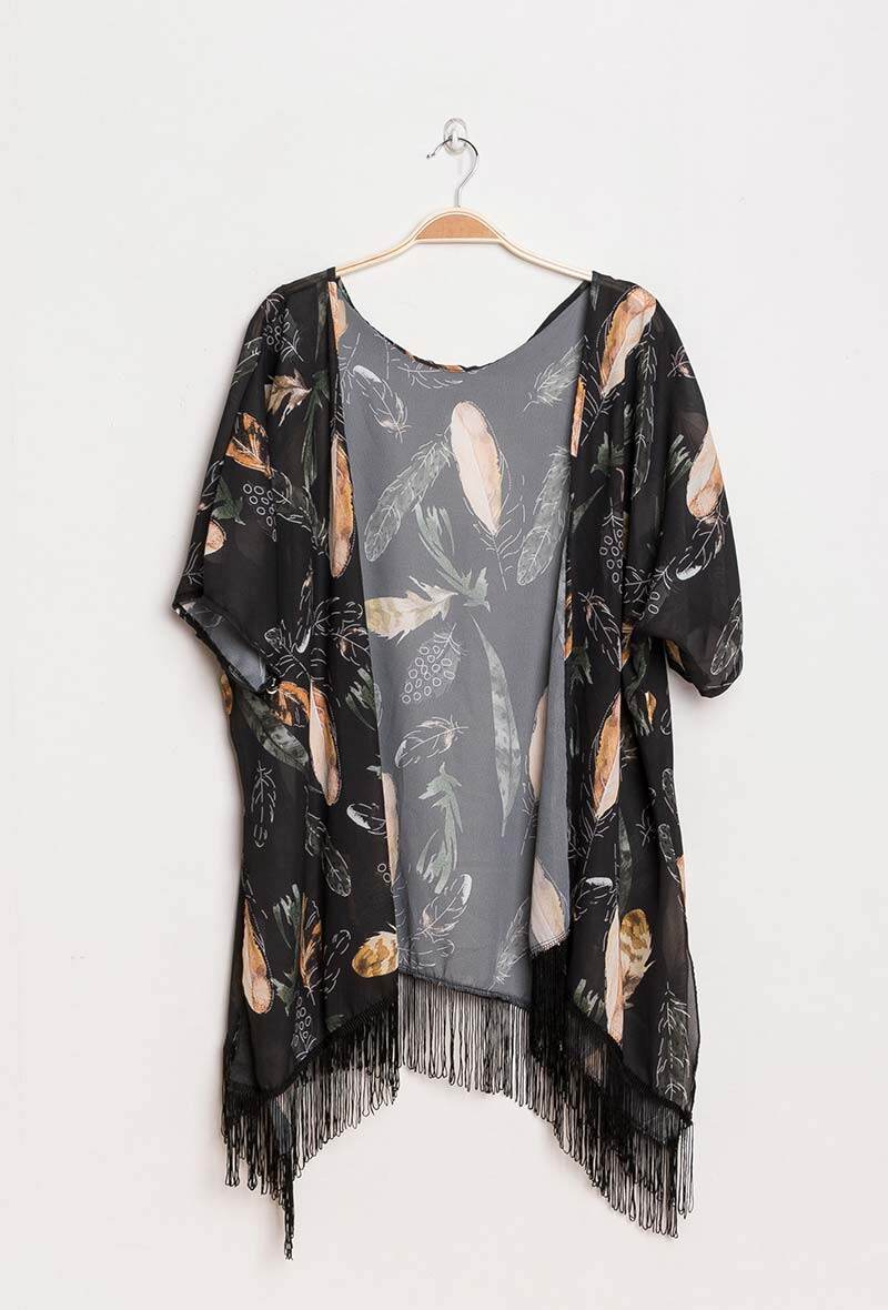 Wholesaler Lucky 2 - Floral kimono with fringes