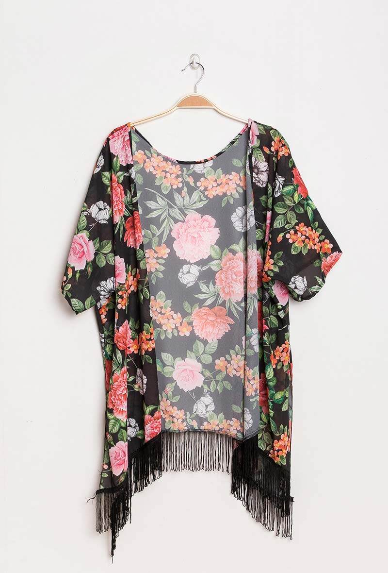 Wholesaler Lucky 2 - Floral kimono with fringes