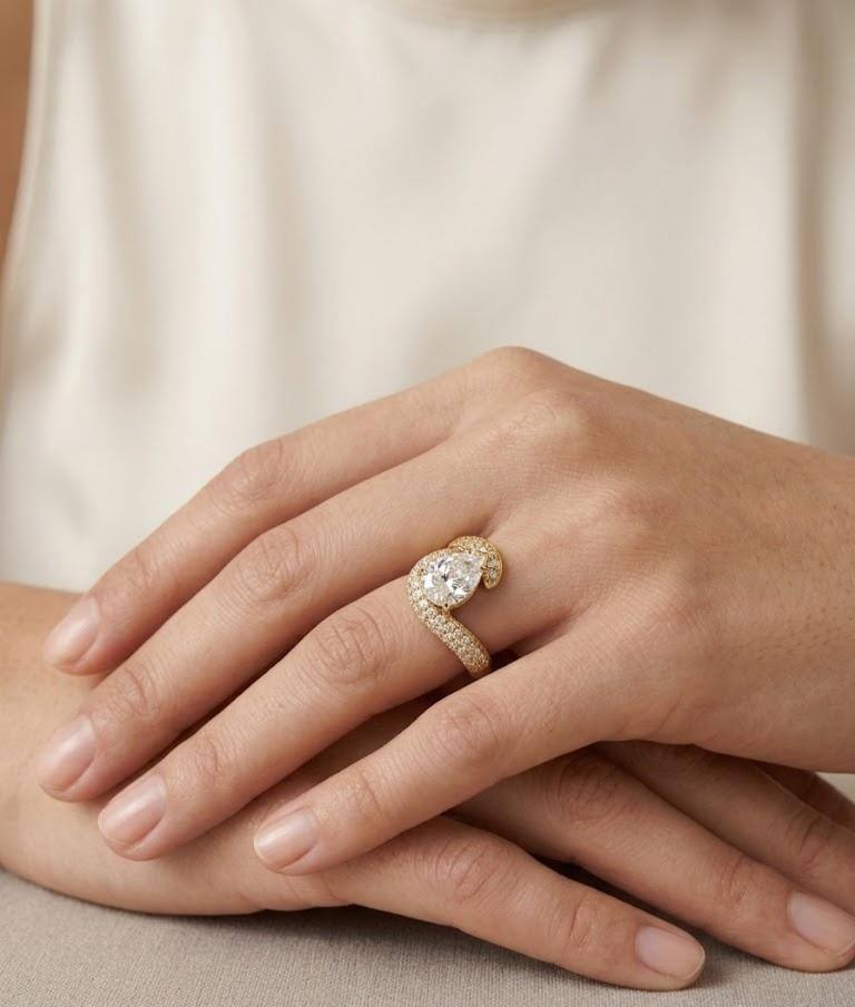 Wholesaler LUCKY BIGIOTTERIA - ELEGANT STAINLESS STEEL RING WITH RHINESTONES