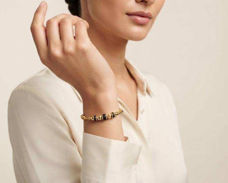 Wholesaler LUCKY BIGIOTTERIA - Stainless steel bracelet with black rhinestones