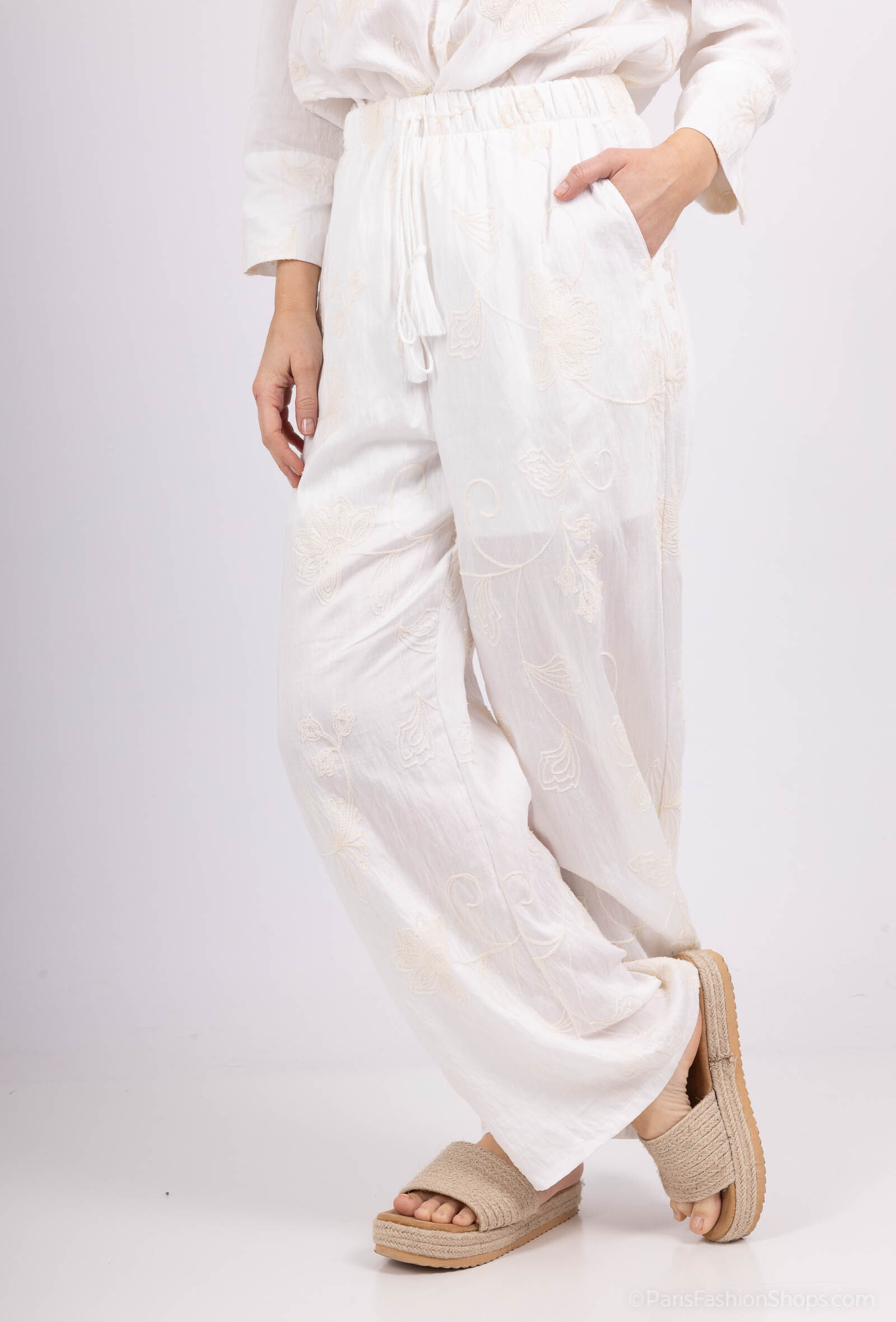 Wholesaler LUCY LUU - Embroidered pants