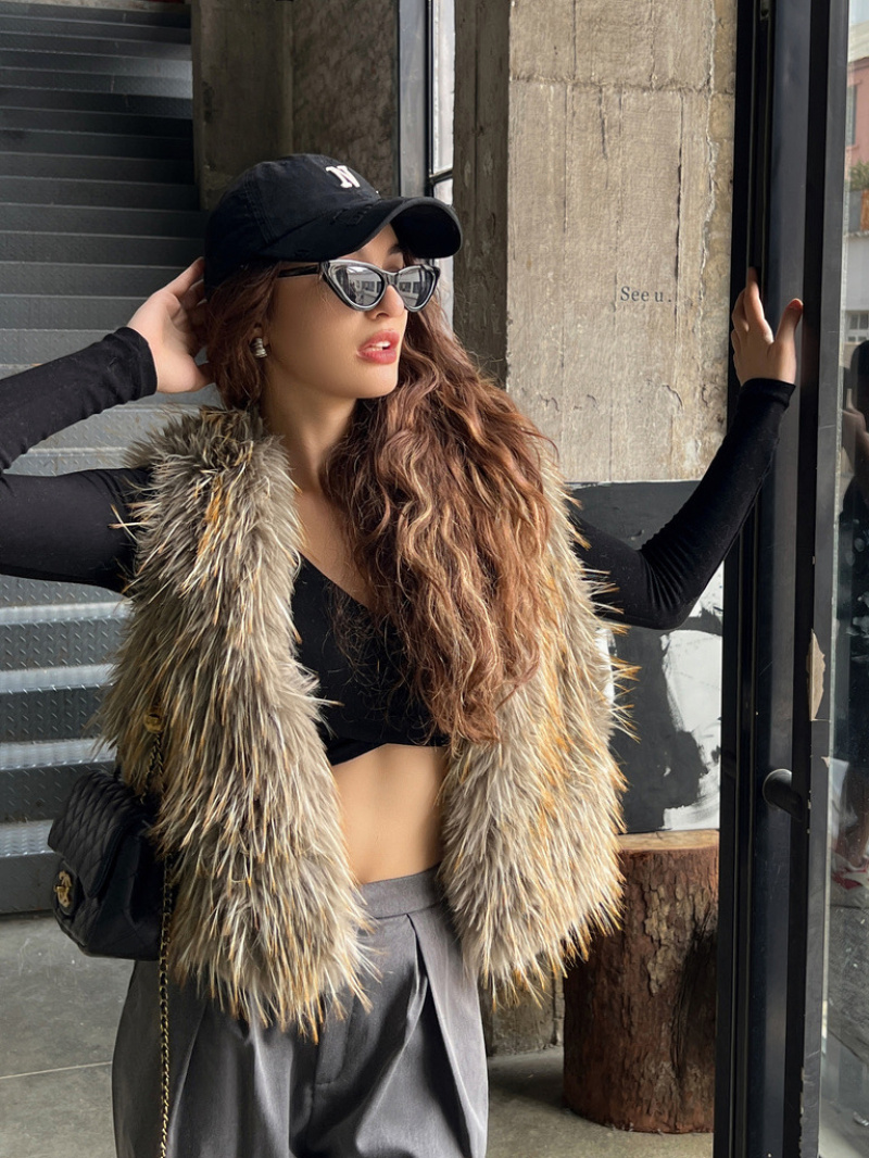 Wholesaler LUCY LUU - Sleeveless vest