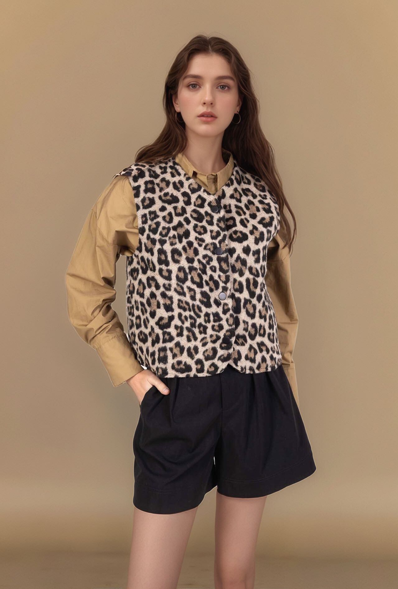 Wholesaler LUCY LUU - Sleeveless leopard vest