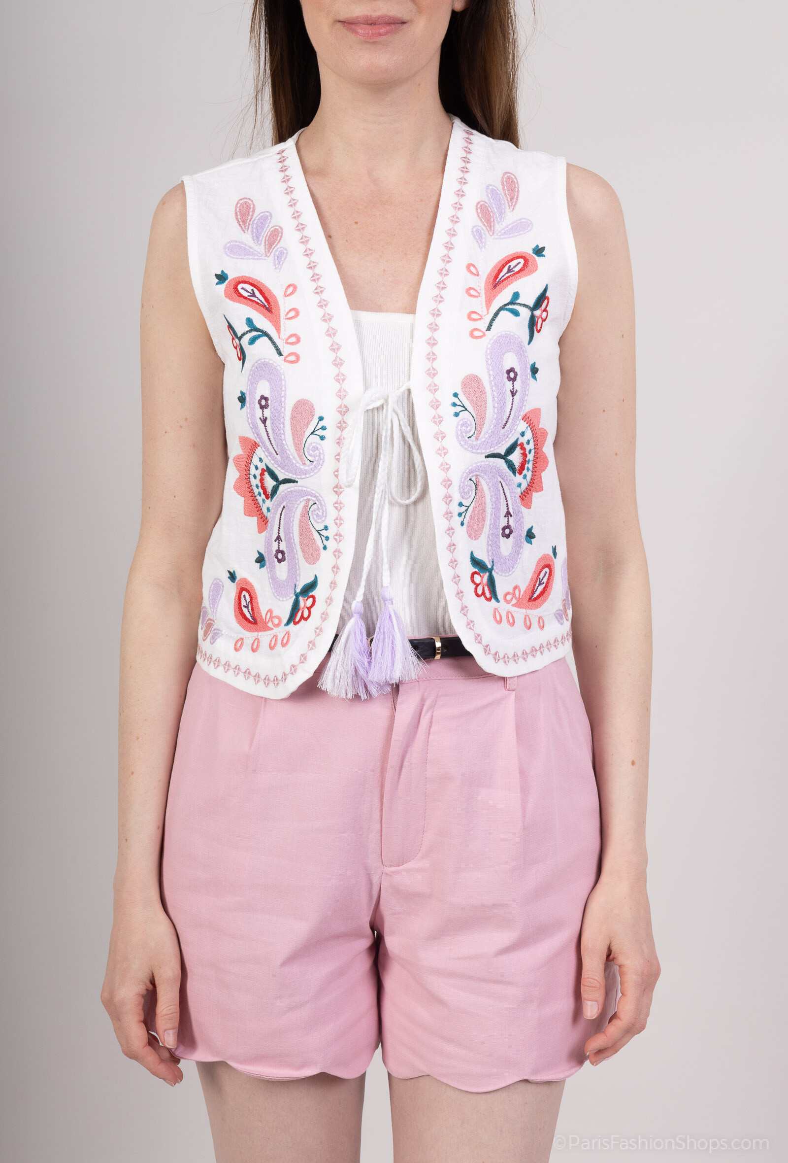 Grossista LUCY LUU - GILET RICAMATO SENZA MANICHE