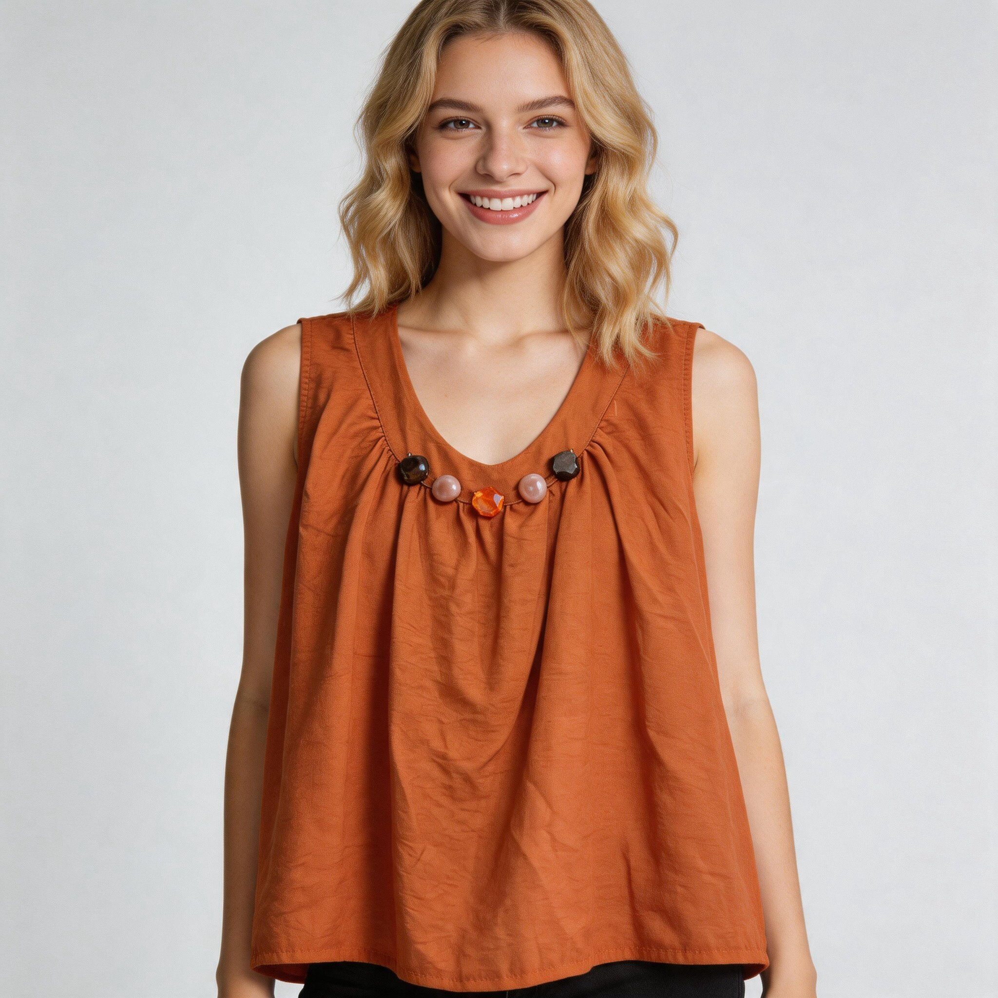 Wholesaler LUISA FASHION - Viscose top with stone on the collar